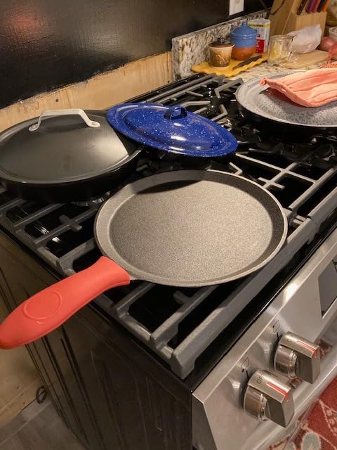 Uno Casa Cast Iron Comal Pan 11.5 Inch - Skillet for Roti, Tawa/Dosa Pan customer photo 1