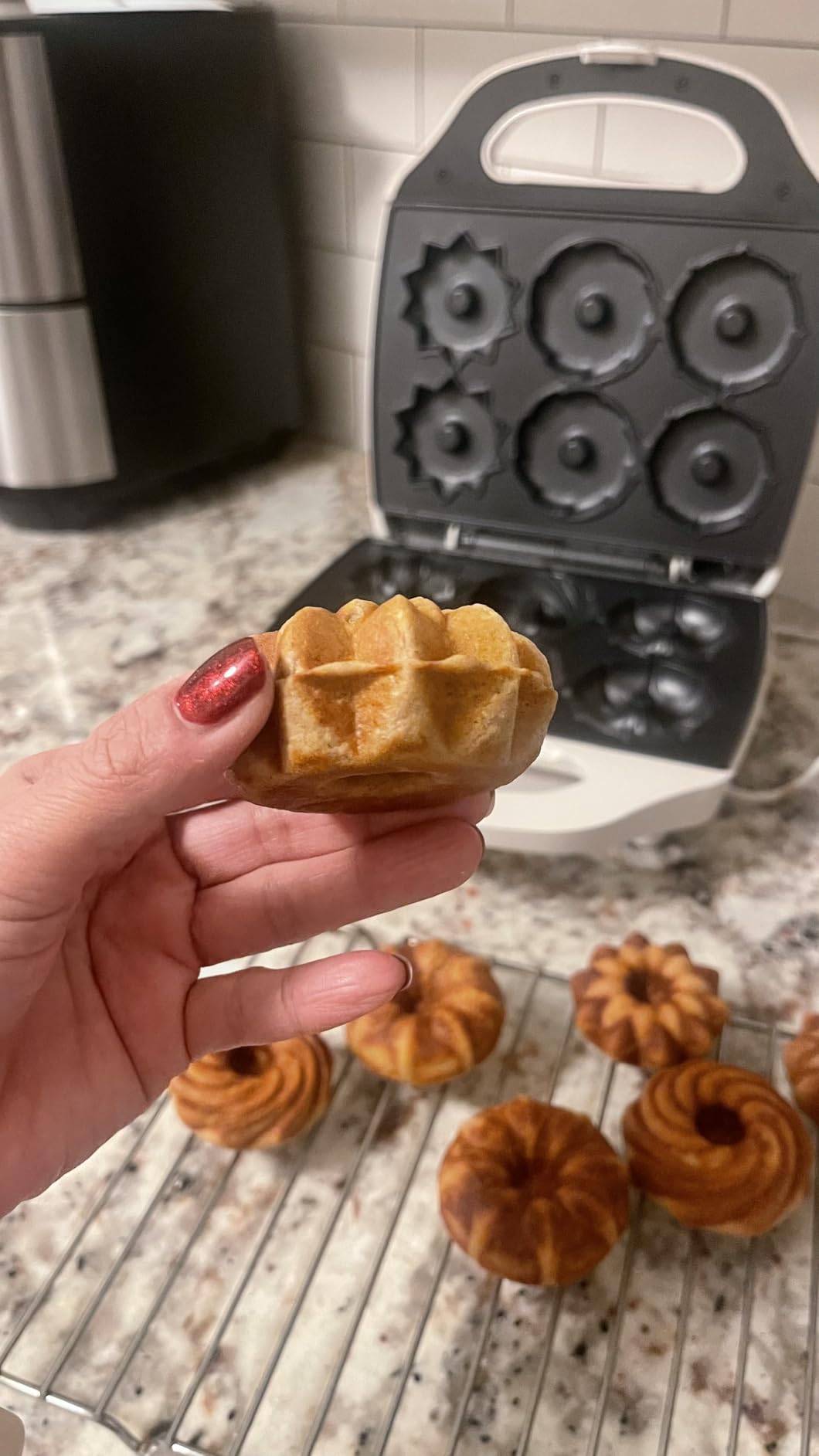 Mini Donut Maker Machine, Electric Mini Bundt Cake Pan, Bake 6 Bundt Doughnuts with 3 Shapes, Excellent for Breakfast, Snacks, Desserts & More customer photo 2