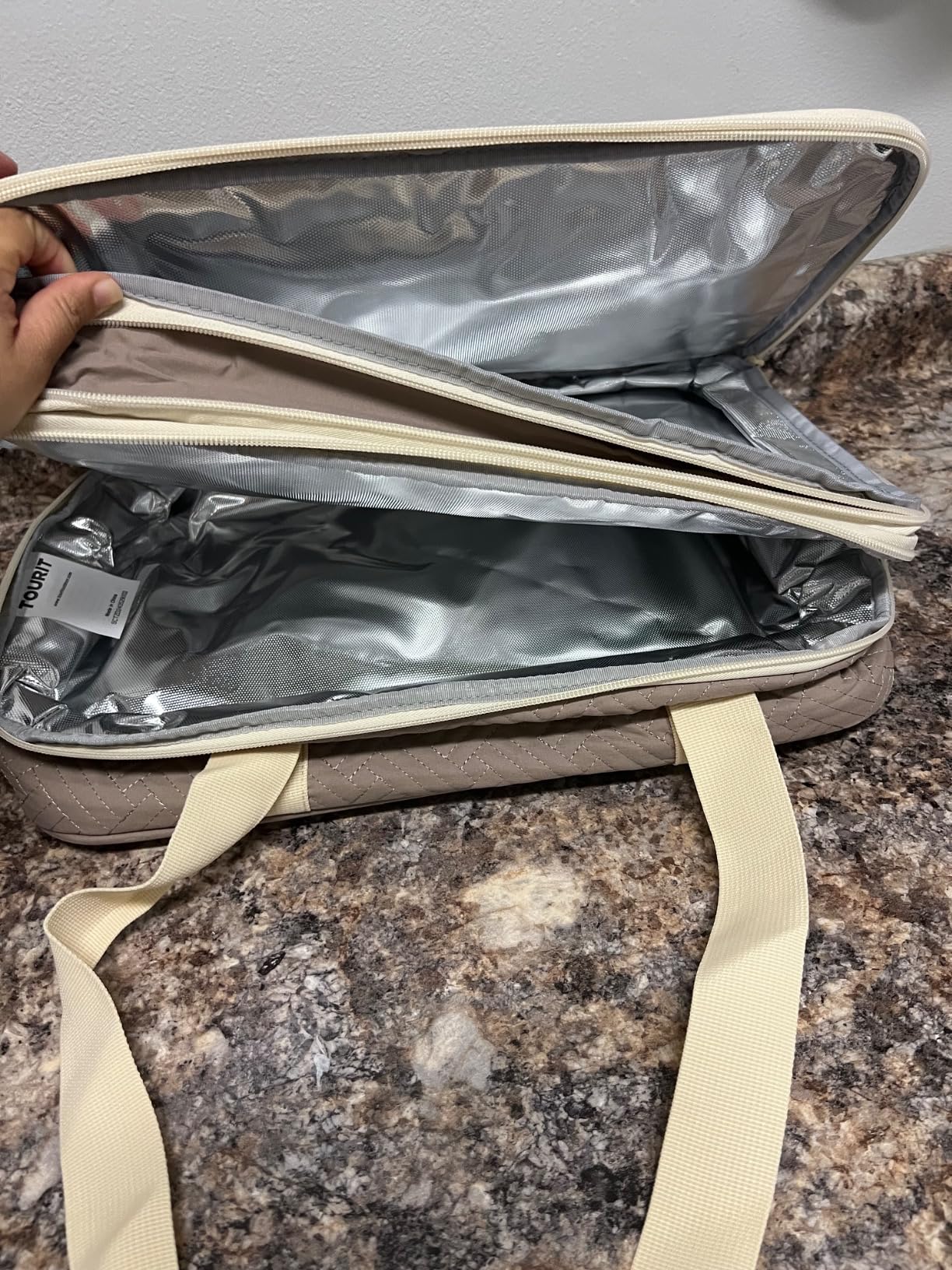 TOURIT Double Decker Insulated Casserole Carrier for Hot or Cold Food Expandable Thermal Food Carrier for Picnic Cookouts Potluck Parties Fits 9