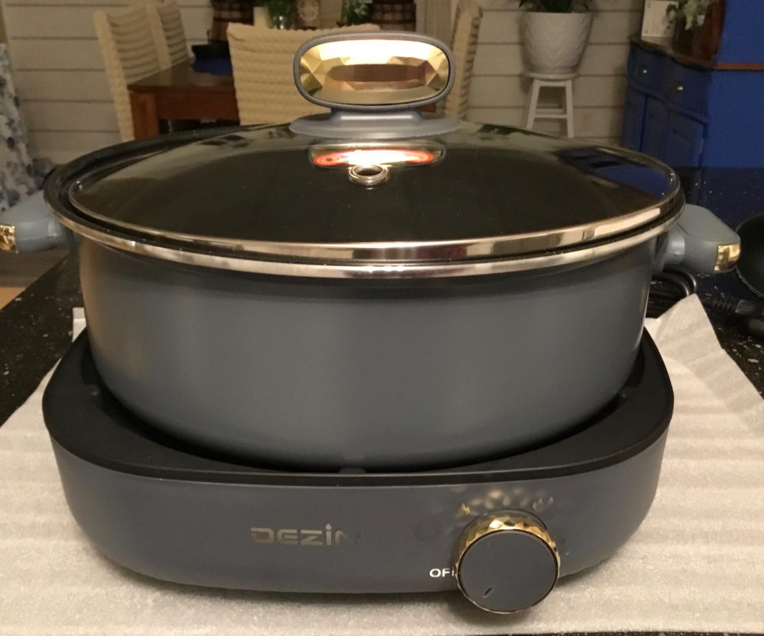 Dezin Electric Shabu Shabu Pot with Removable Pot, 4L Non-Stick Hot Pot Electric with Dual-Power Control, Electric Pot with Tempered Glass Lid for Party, Family and Friend Gathering customer photo 1