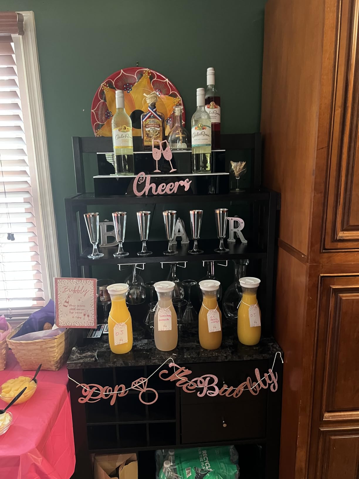 99 Pcs Mimosa Party Kit with 34 oz Juice Carafes with Lids, Plastic Champagne Flutes, Banner, Table Cards & Straws, Rose Gold Bridal Shower Decorations for Brunch, Bachelorette Party customer photo 1