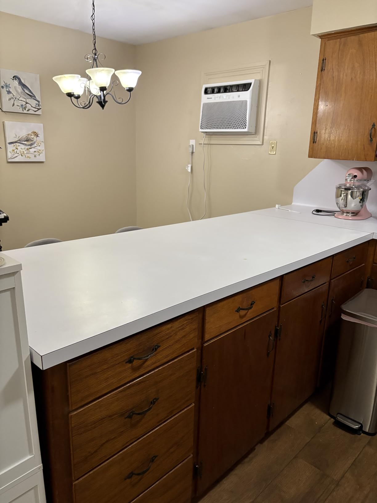 rabbitgoo Marble Contact Paper for Countertops, Self Adhesive Peel and Stick Wallpaper, Removable Kitchen Counter Top Contact Paper for Old Furniture, Gold Matte Granite, 17.5 x 78.7 Inch customer photo 2