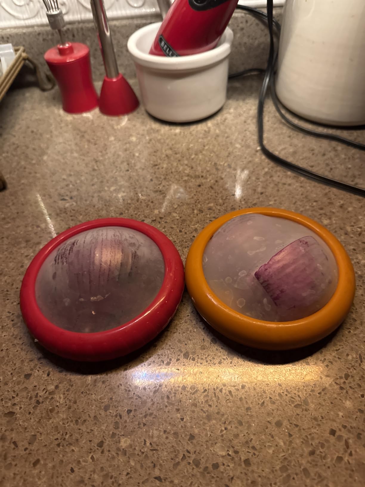 Winb Set of 4 Reusable Fruit and Veggie Savers - Ideal for Avocados, Tomatoes, Apples, Garlic, Onions, and More customer photo 1