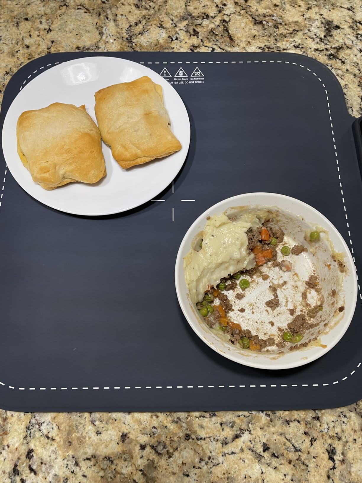 Electric Warming Tray - Full Surface Heating,Rollable & Portable,Premium Silicone Nano-Material,3 Temperature Settings,Auto Shut-Off -Versatile Food Warmer for Pizza, Meals, and More customer photo 1