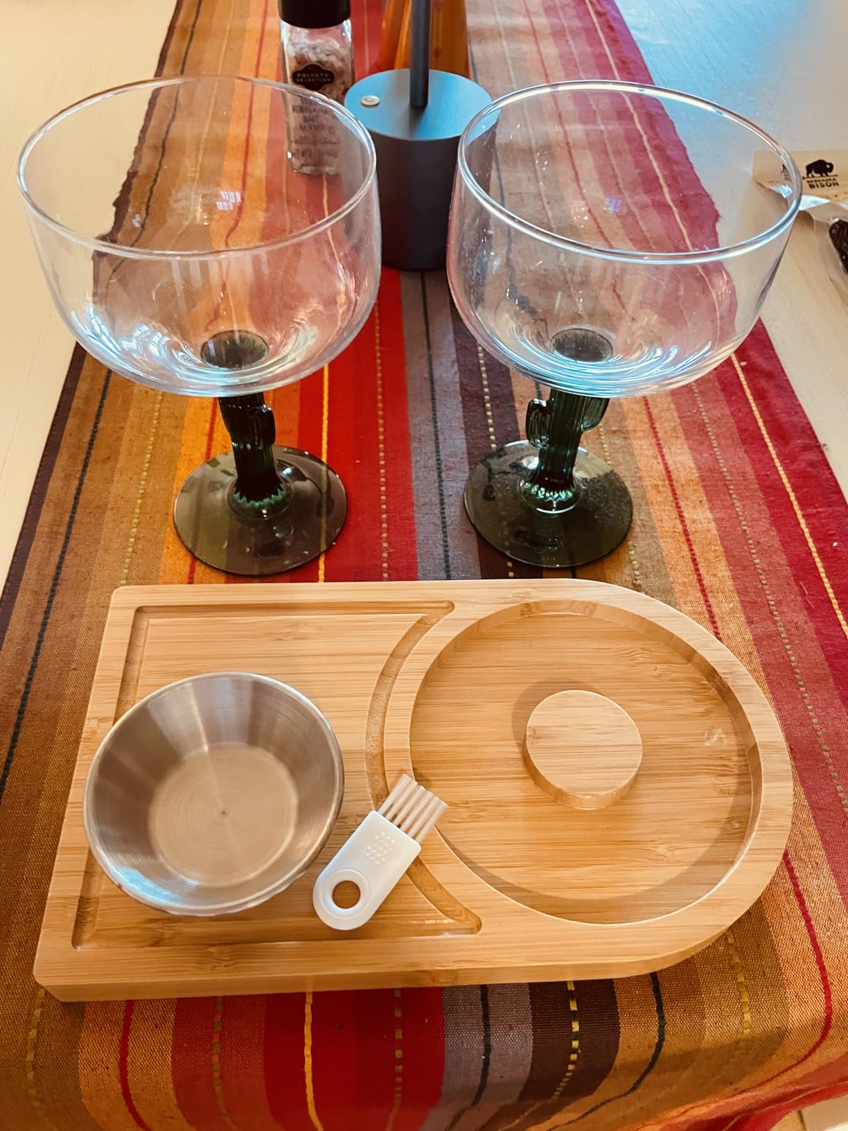 Margarita Salt Rimmer Set, Bamboo Margarita Rimmer with Bowl & Room for Accessories, for up to 4.7