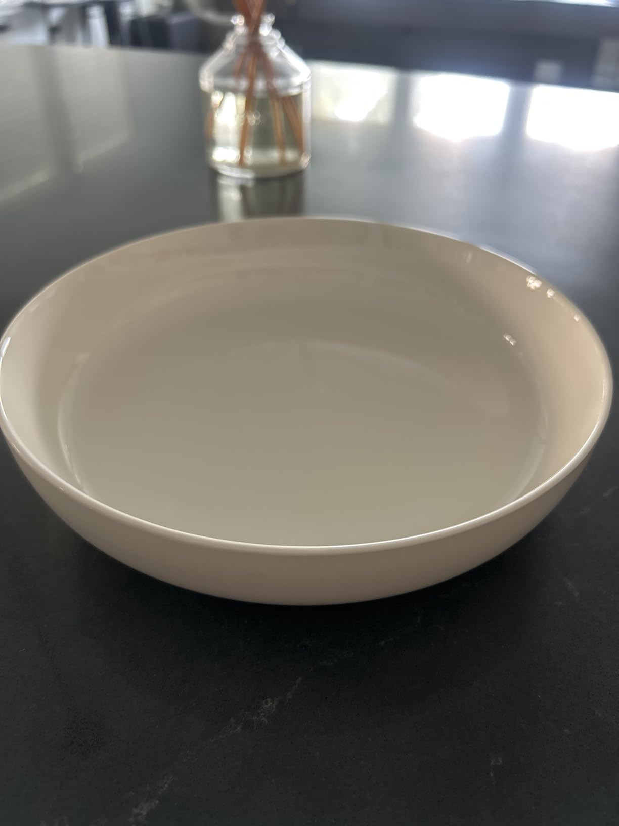 MALACASA 48 Oz Pasta Bowls Set of 4, 9 Inch Salad Bowls, White Ceramic Serving Bowls for Kitchen, Microwave & Dishwasher Safe, Series LUNA, White customer photo 2