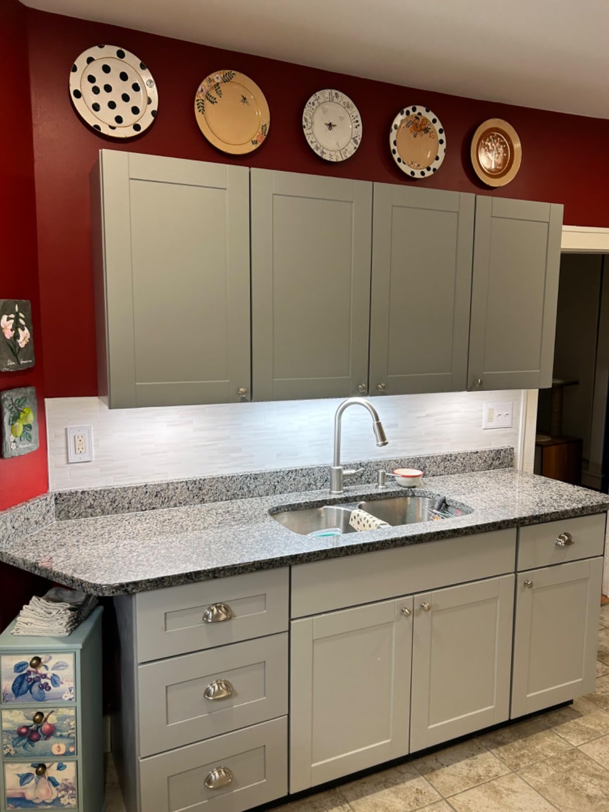 STICKGOO 10-Sheet Subway Tile Peel and Stick Backsplash, Seamless Design Polished Eurasia Beige Kitchen Backsplash Wall Tiles customer photo 1