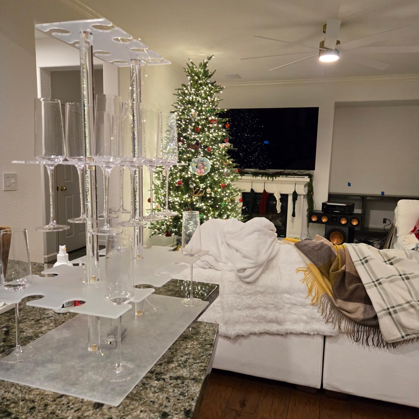 Champagne Display Holder Stand for Party With 32 Slots, Cocktail Tree Stand for Drinks 3 Tier Clear Acrylic Wine Glass Stemware Display Rack, Champagne Flute Wall Holder with Led Light for Party customer photo 2