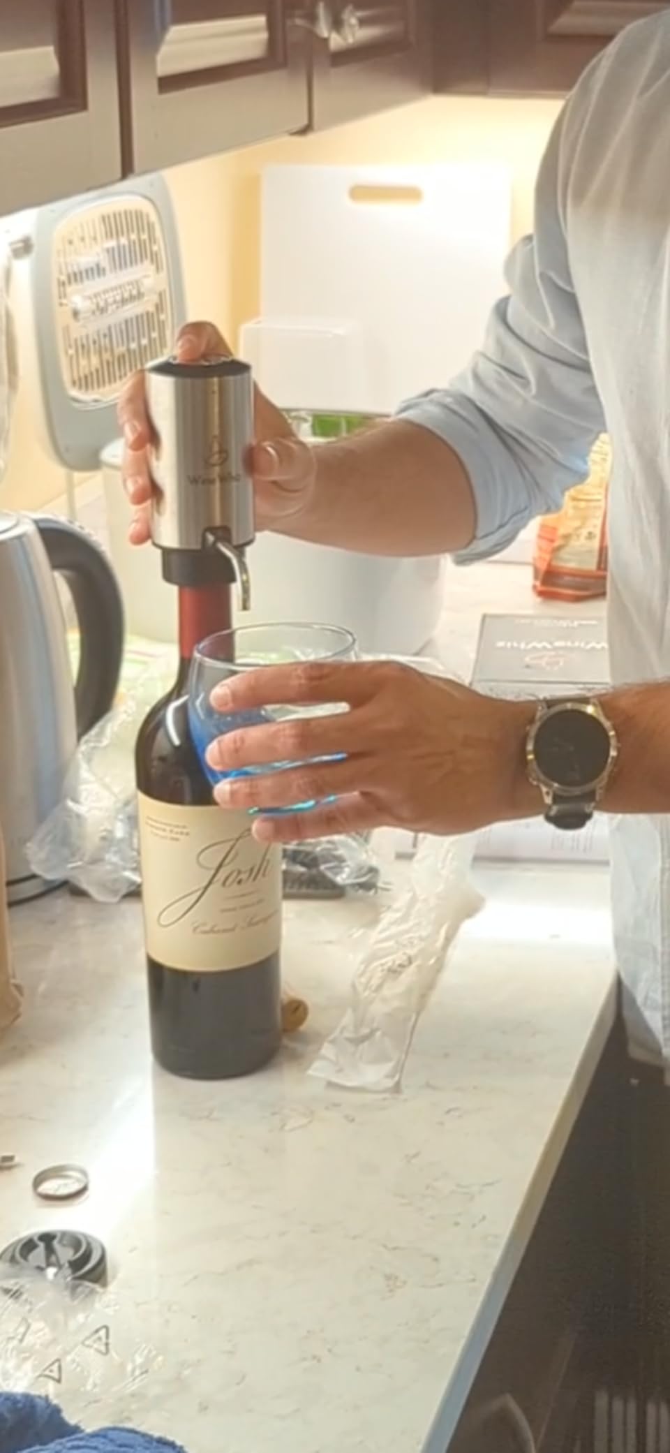 Electric Wine Aerator & Opener Set with Accessories, Rechargeable Automatic Corkscrew, Aerator, Dispenser, Foil Cutter Tool, Stopper customer photo 1