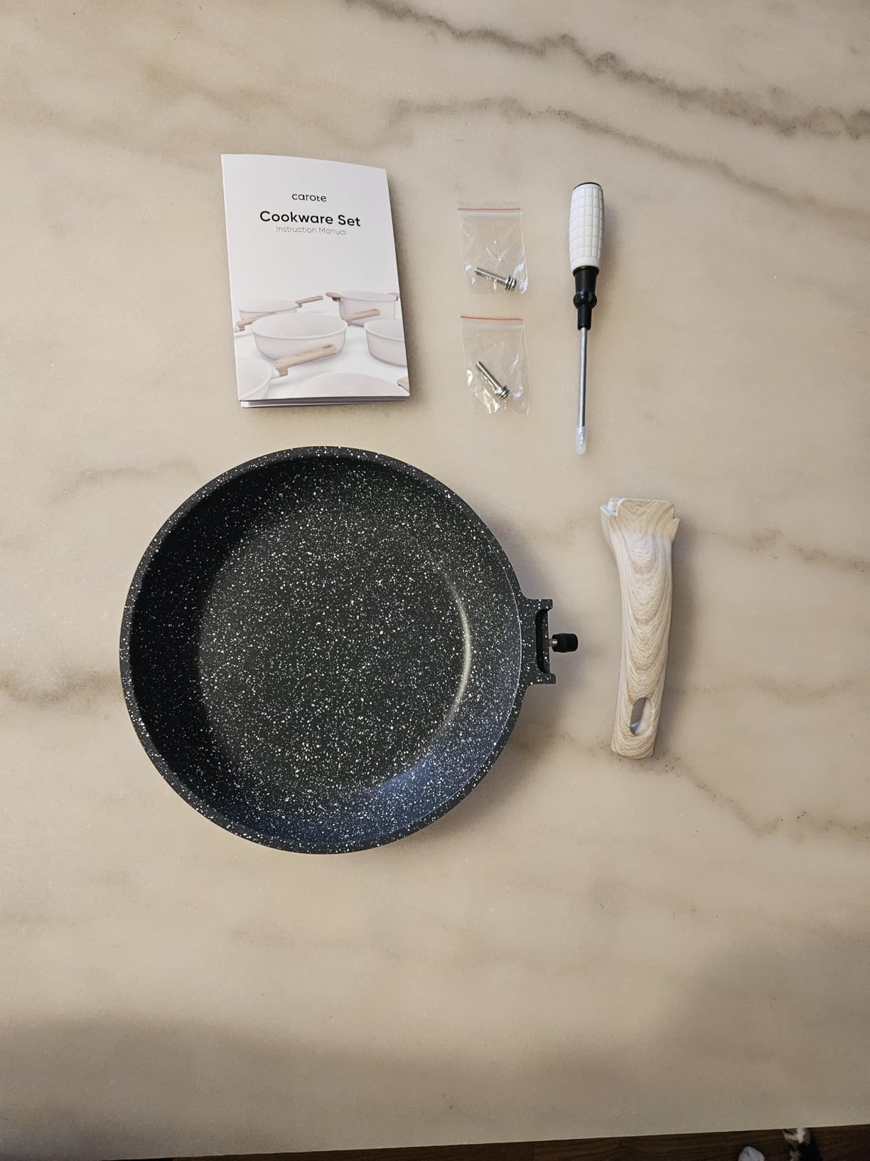 CAROTE Non Stick Frying Pan Skillet, Omelet Pan, Healthy Non Toxic Granite Chef Pan, Induction Compatible Egg Frying Pan with Heat-Resistant Handle, PFOA-Free, Black, 10