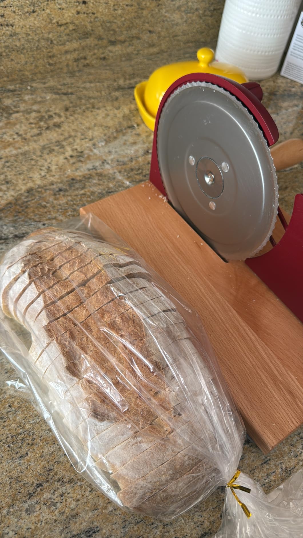 Manual Bread Slicer with Hand Crank, Classic Home Bread Slicer for Homemade Sourdough, Rotary Slicer with Adjustable Thickness, Premium Stainless Steel & Powerful Suction Cups (White) customer photo 1