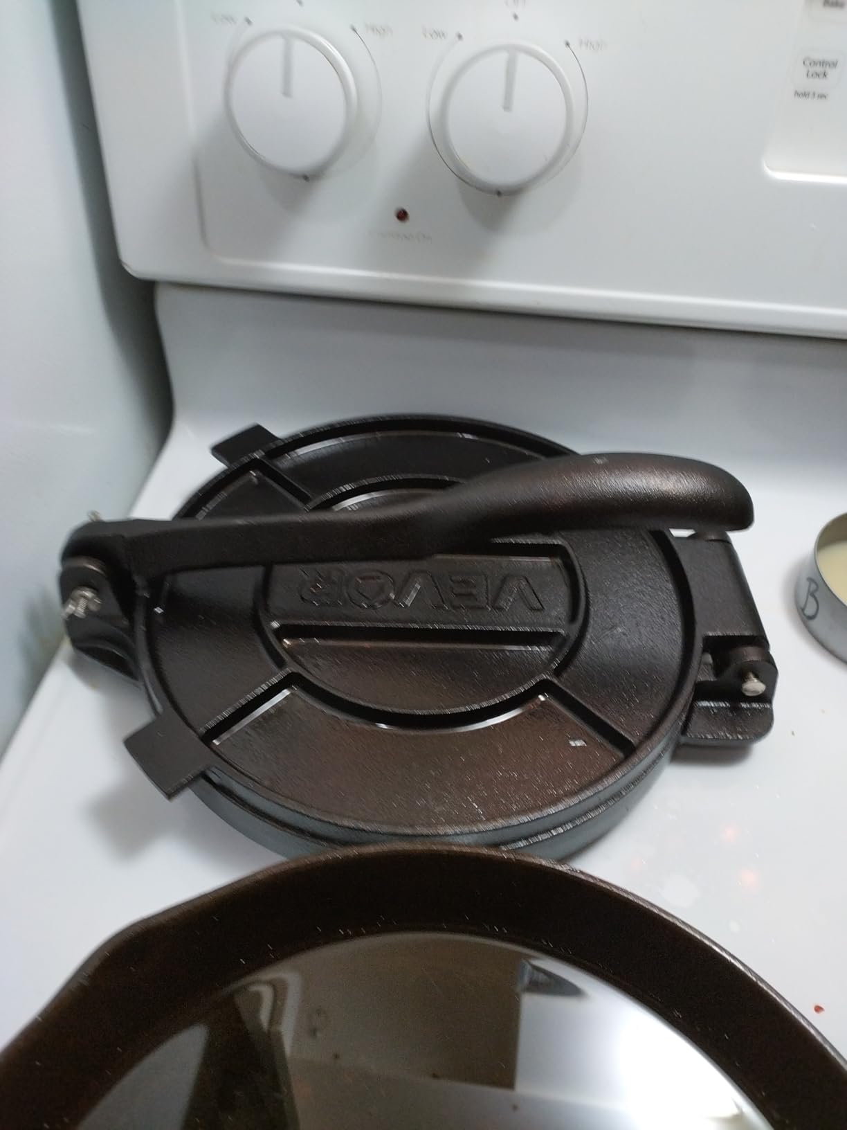 VEVOR Electric Tortilla Maker, Automatic Corn Tortilla Making Machine with Non-Stick Coating and Two Molds(4 in + 6 in), Electric Chapatti Machine Suitable for Produce Sopes Pita Tortilla Pizza customer photo 2