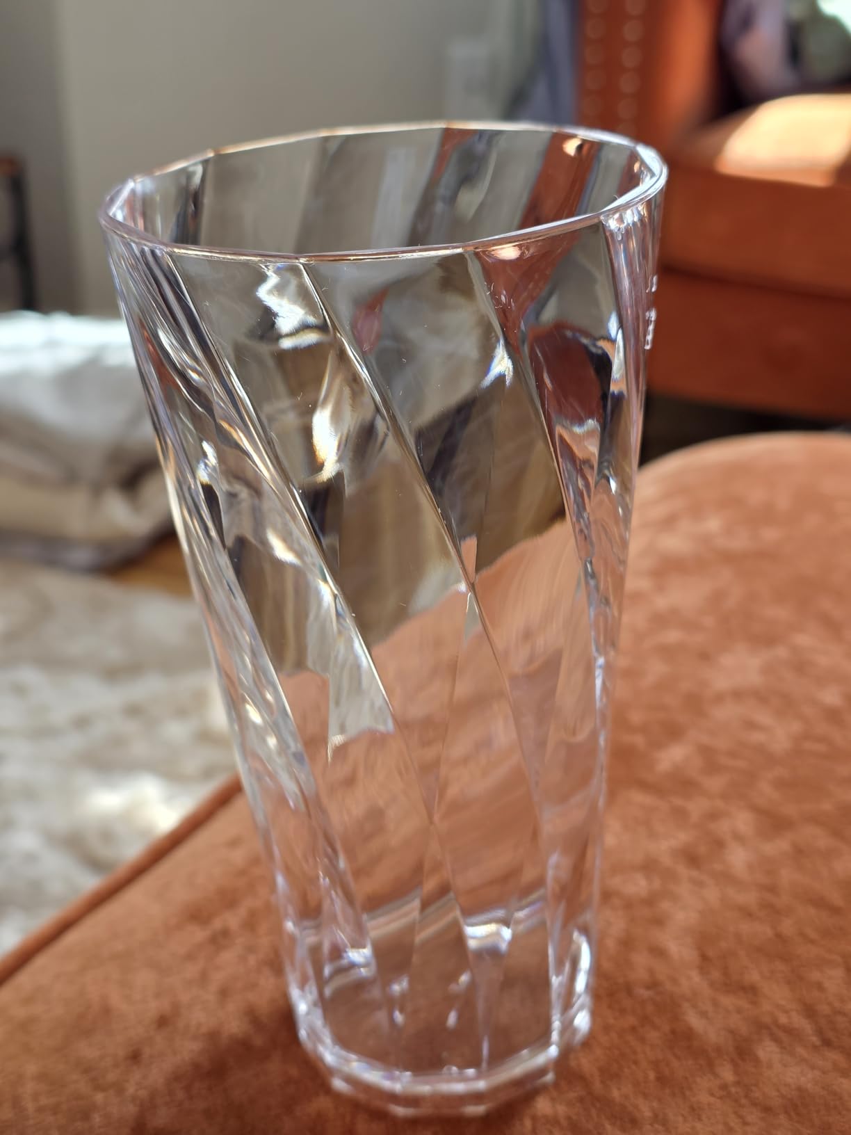 US Acrylic Optix Plastic Reusable Drinking Glasses (Set of 16) 14oz Rocks & 20oz Water Cups in Clear | BPA-Free Tumblers, Made in USA | Top-Rack Dishwasher Safe customer photo 1