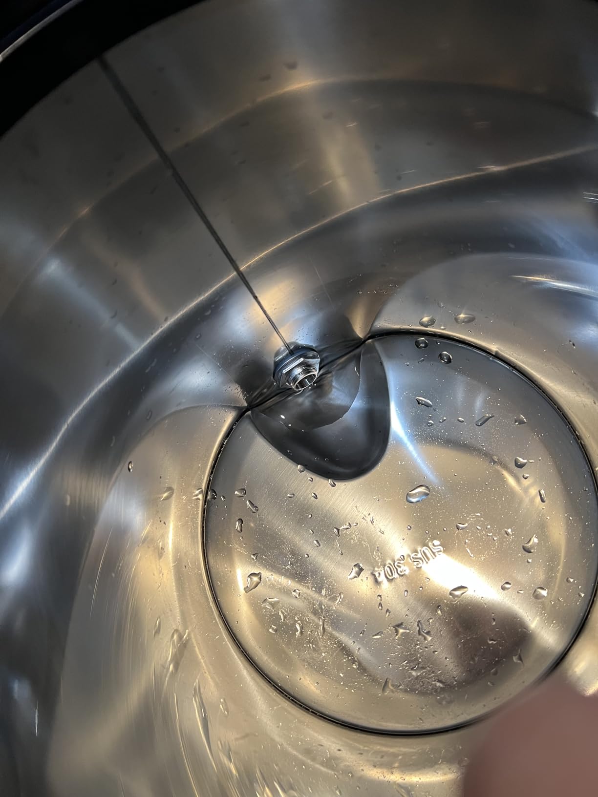 VEVOR Insulated Beverage Dispenser, 3.2 Gal/12L Stainless Steel Thermal Drink Server with Spigot & Temp Display, Suitable for Hot and Cold Drinks, for Tea Coffee Water in Cafes & Restaurants, Silver customer photo 2