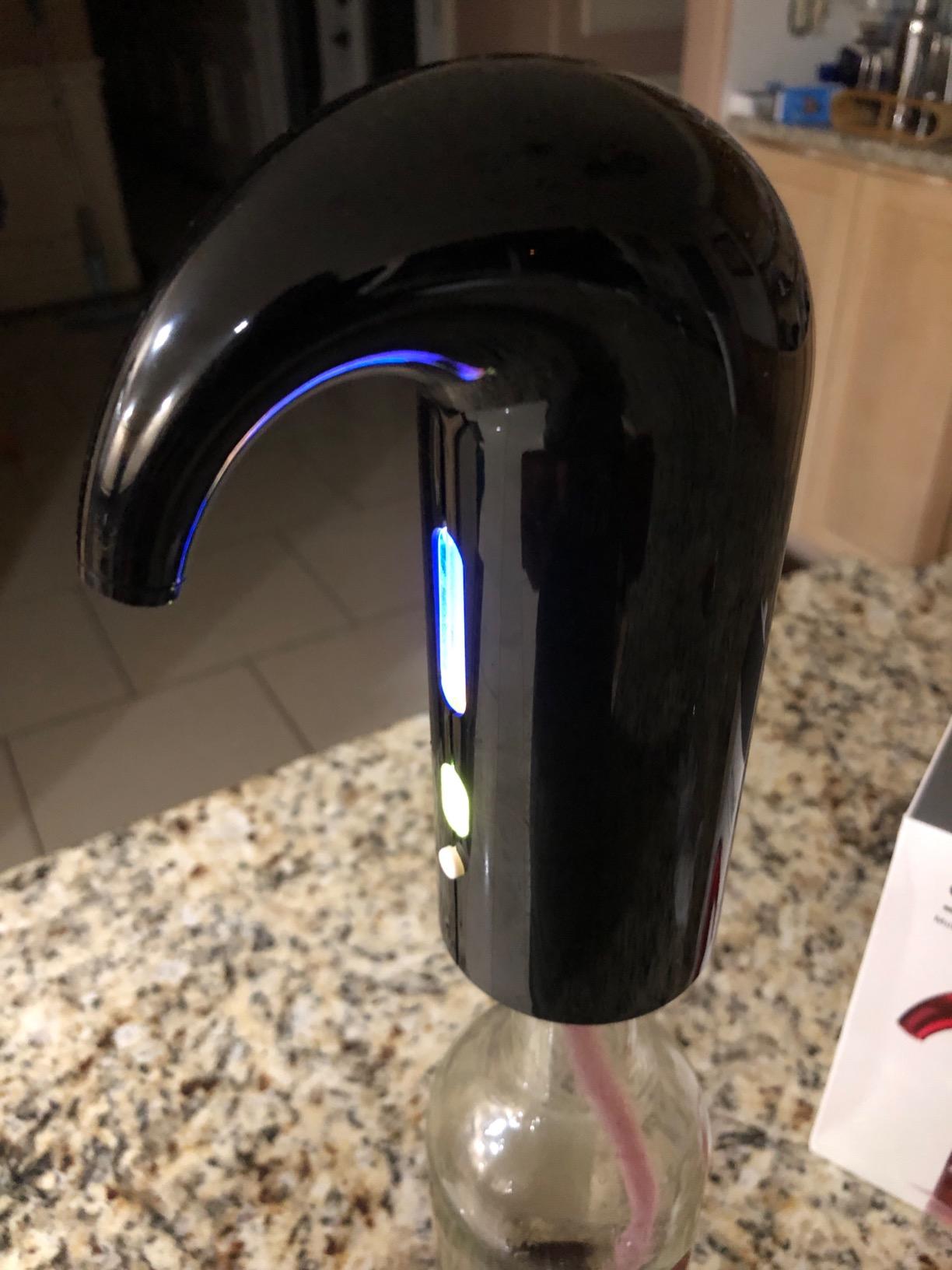 Electric Wine Aerator & Decanter Pump - Quiet Dual-Pump Aeration, Measured Pouring, Temp Display & USB Rechargeable System - Professional Wine Tool for Home Bars customer photo 2