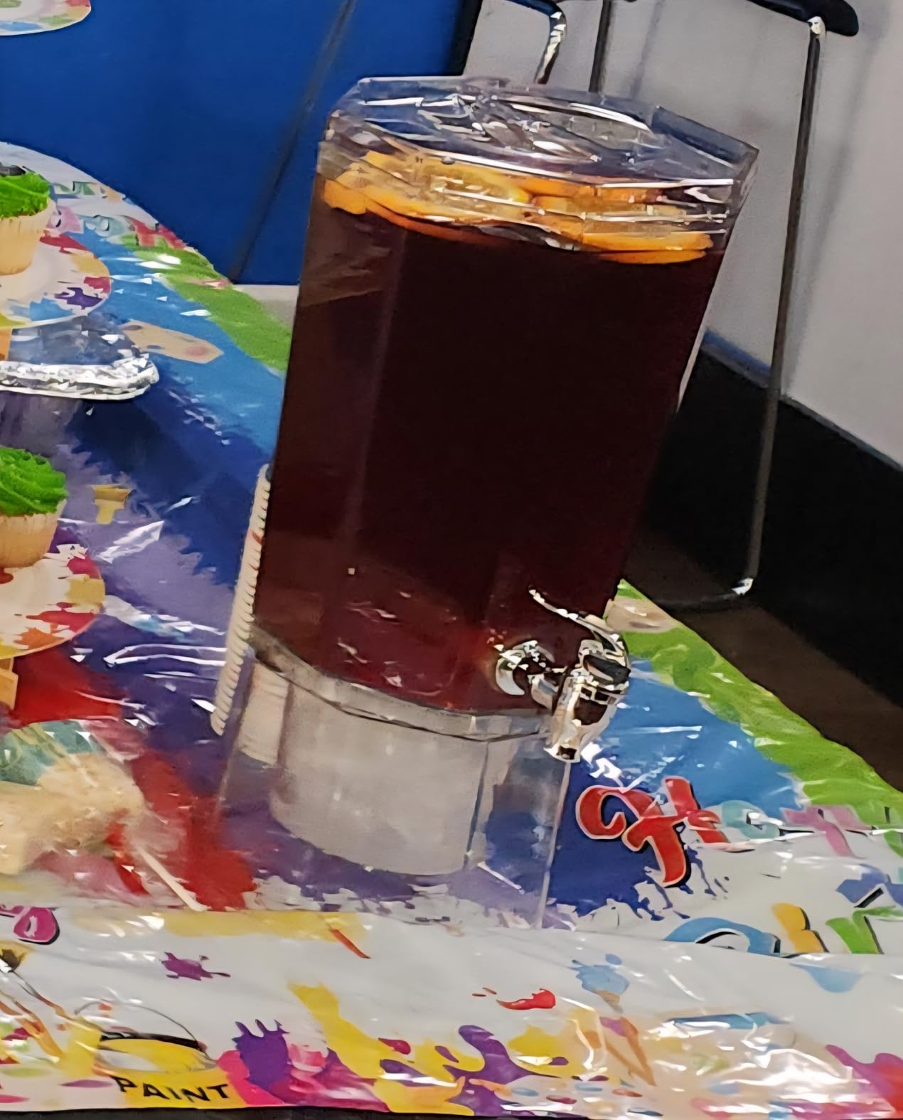 Lifewit 1 Gallon Drink Dispenser for Parties 2 Pcs, 4L Plastic Beverage Container with Stand for Juice/Tea/Soda & Lemonade customer photo 1