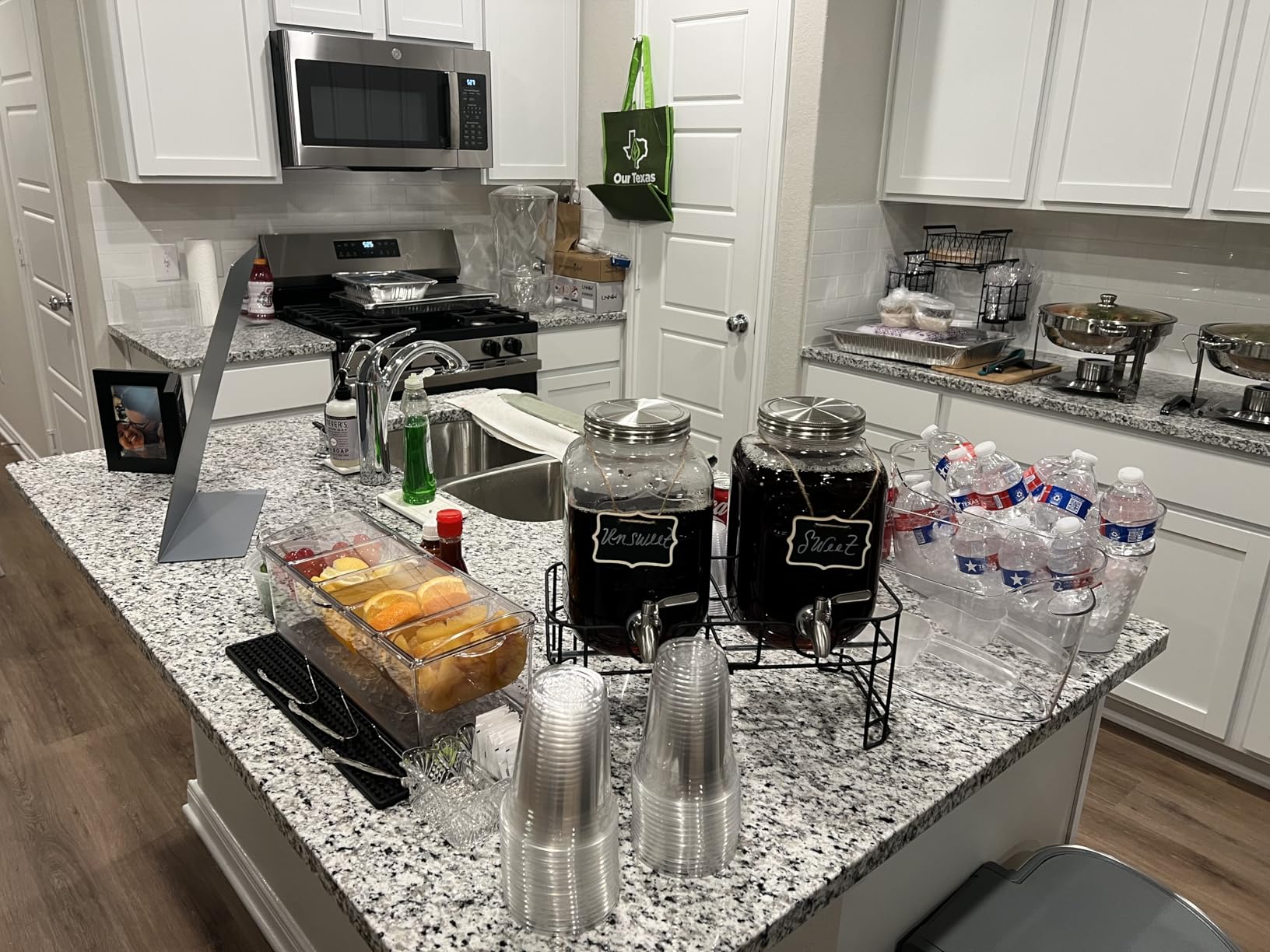 KIKCOIN 1 Gallon Glass Drink Dispensers for Parties, 2 Pack Leakproof Beverage Dispenser with Stand & 18/10 Stainless Steel Spigot & Filter customer photo 1