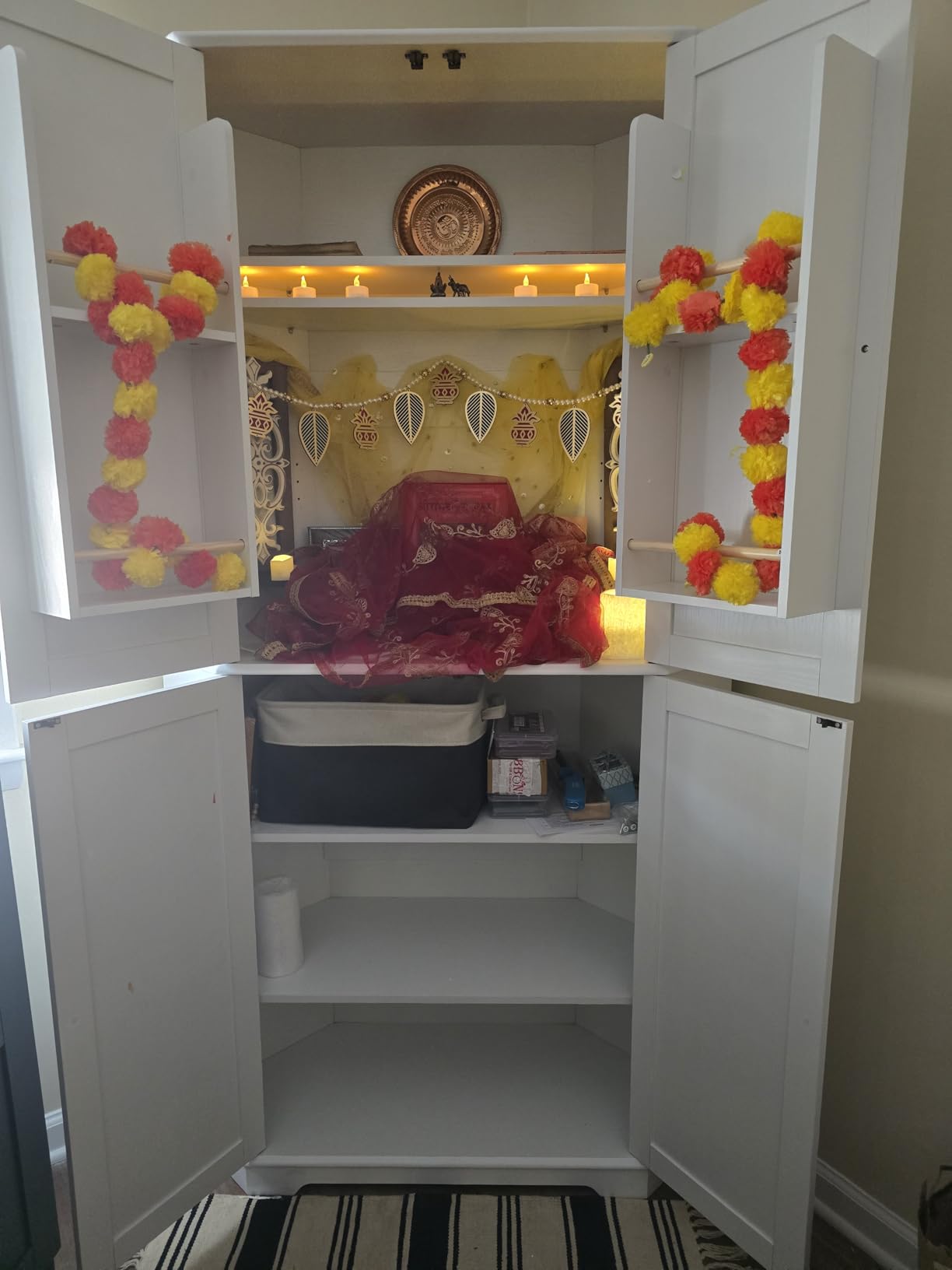 IRONCK Corner Cabinet, 72