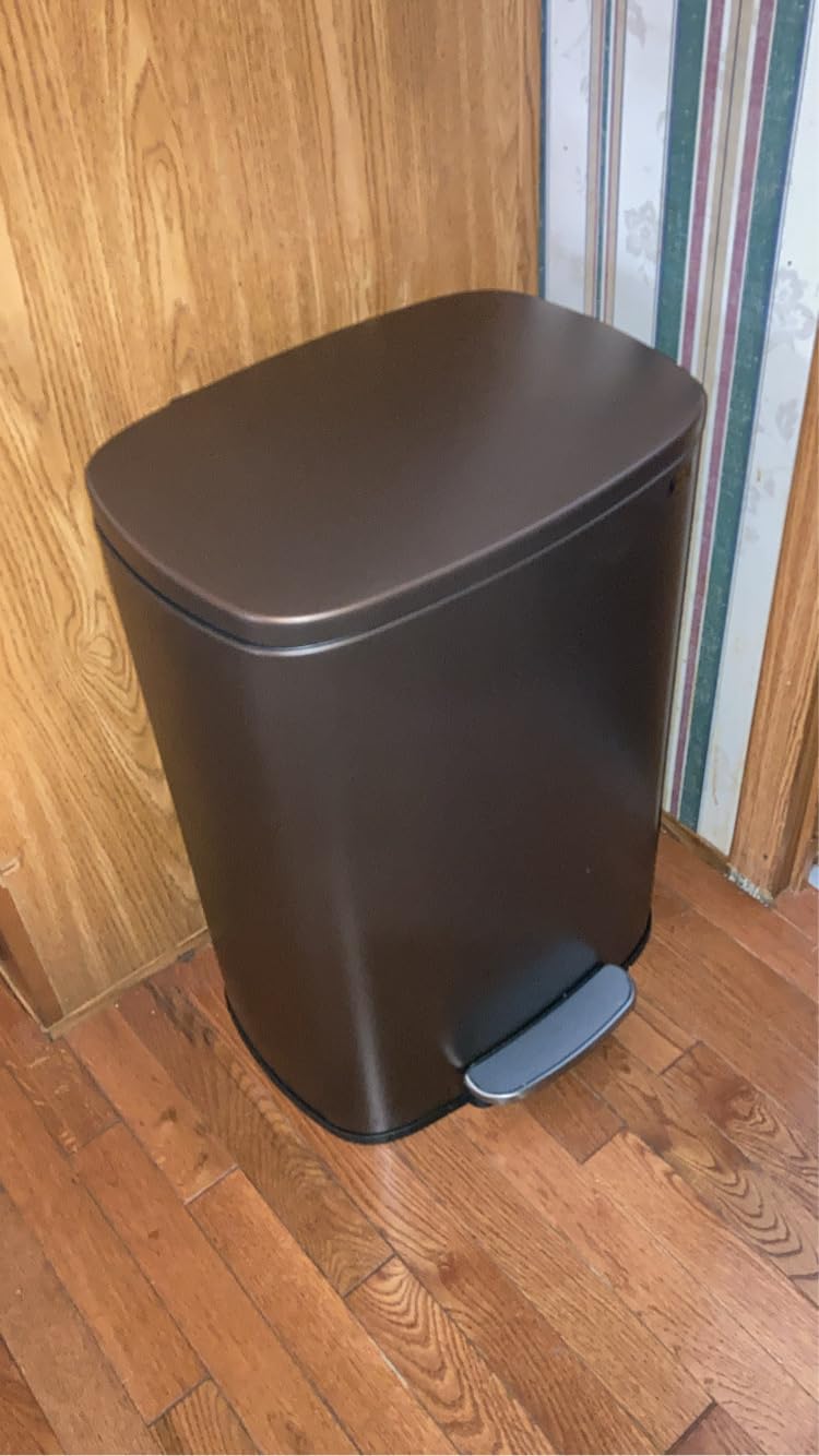 Garvee Step-on Stainless Steel Kitchen Trash Can - 13 Gal / 50 L Large Capacity, Rustproof Metal Garbage Bin with Soft Close Lid, Removable Inner Bucket & Rear Handle customer photo 1