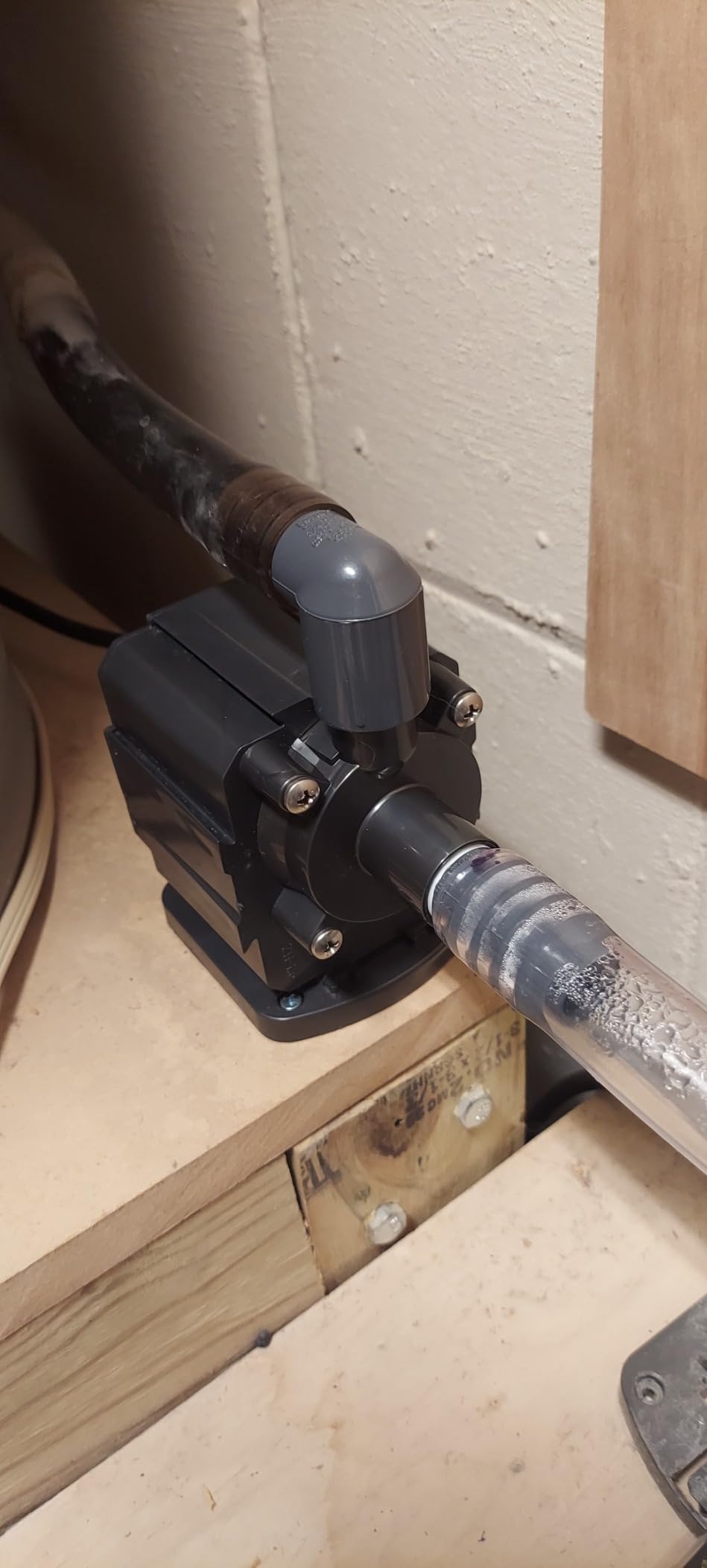 Pondmaster 700 GPH Pond-Mag Magnetic Drive Water Pump customer photo 2