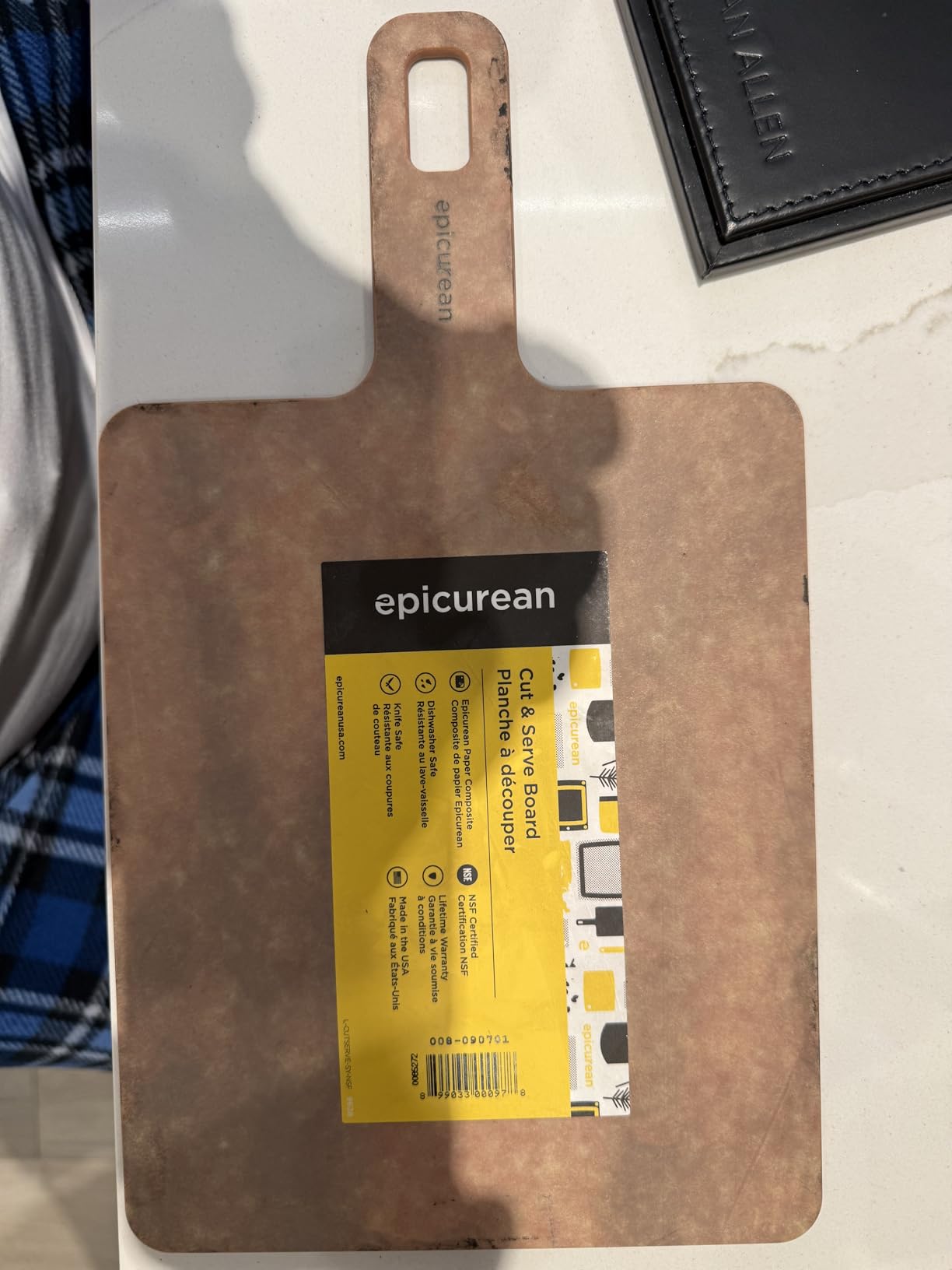 Epicurean Handy Series Cutting Board with Handle, 9-Inch by 7-Inch, Natural customer photo 1