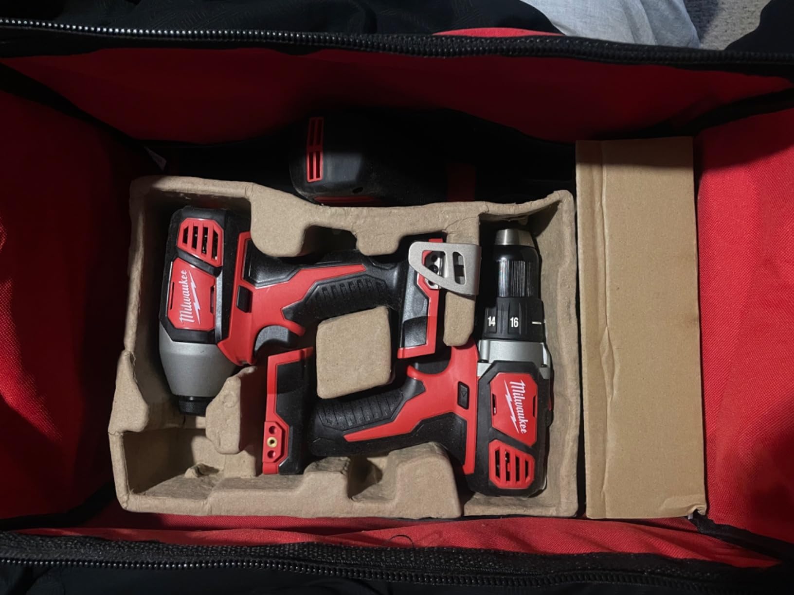 Milwaukee 2695-24 M18 18V Cordless Power Tool Combo Kit with Hammer Drill, Impact Driver, Reciprocating Saw, and Work Light (2 Batteries, Charger, and Tool Case Included) customer photo 1