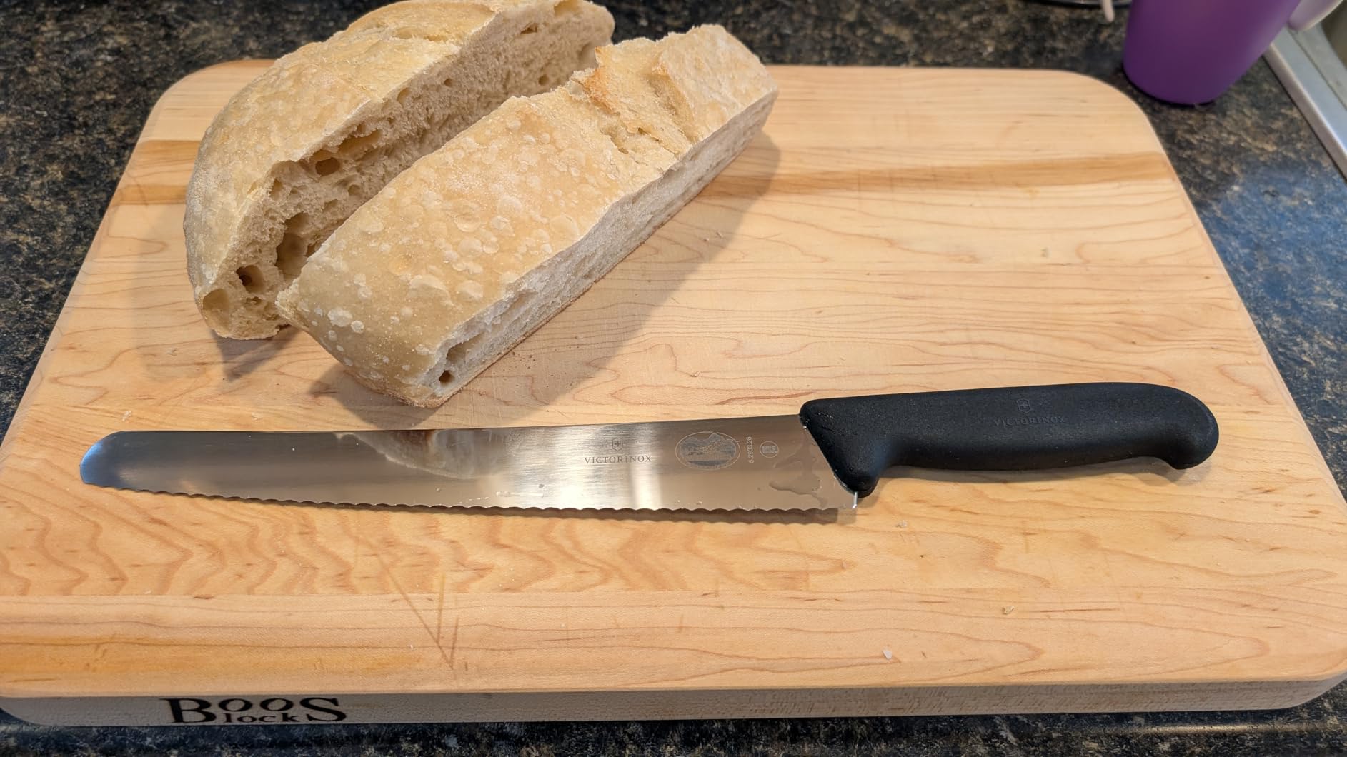 Victorinox 10.25 Inch Fibrox Bread Knife with Ultra-Sharp Serrated Edge, Black customer photo 1