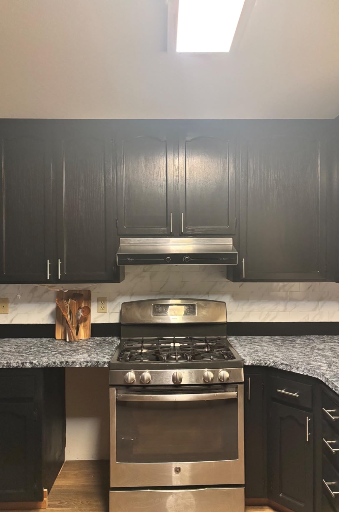 Nuvo Black Deco Cabinet Makeover Kit - Easy DIY 7-Piece Set, Bold Ultra Black, Long-Lasting Finish customer photo 2