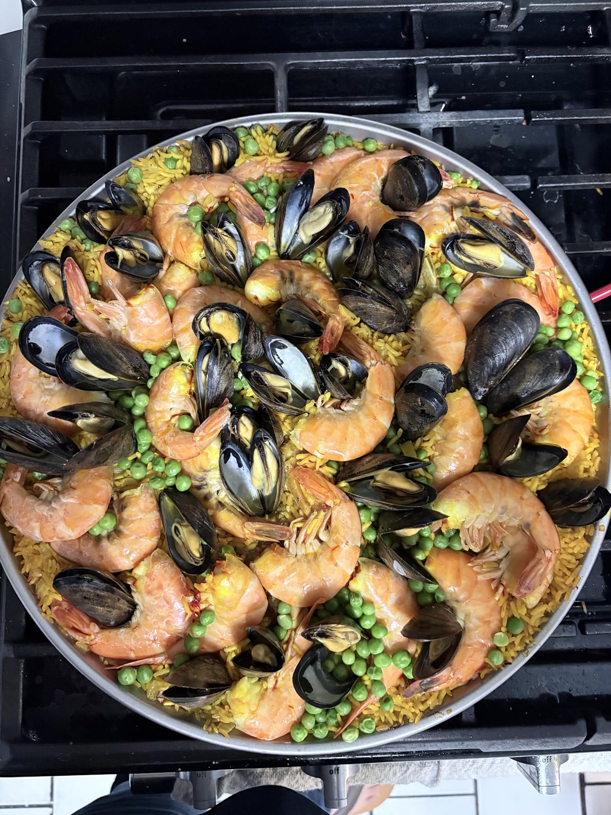 IMUSA USA Red Paella Pan, 15-Inch customer photo 1