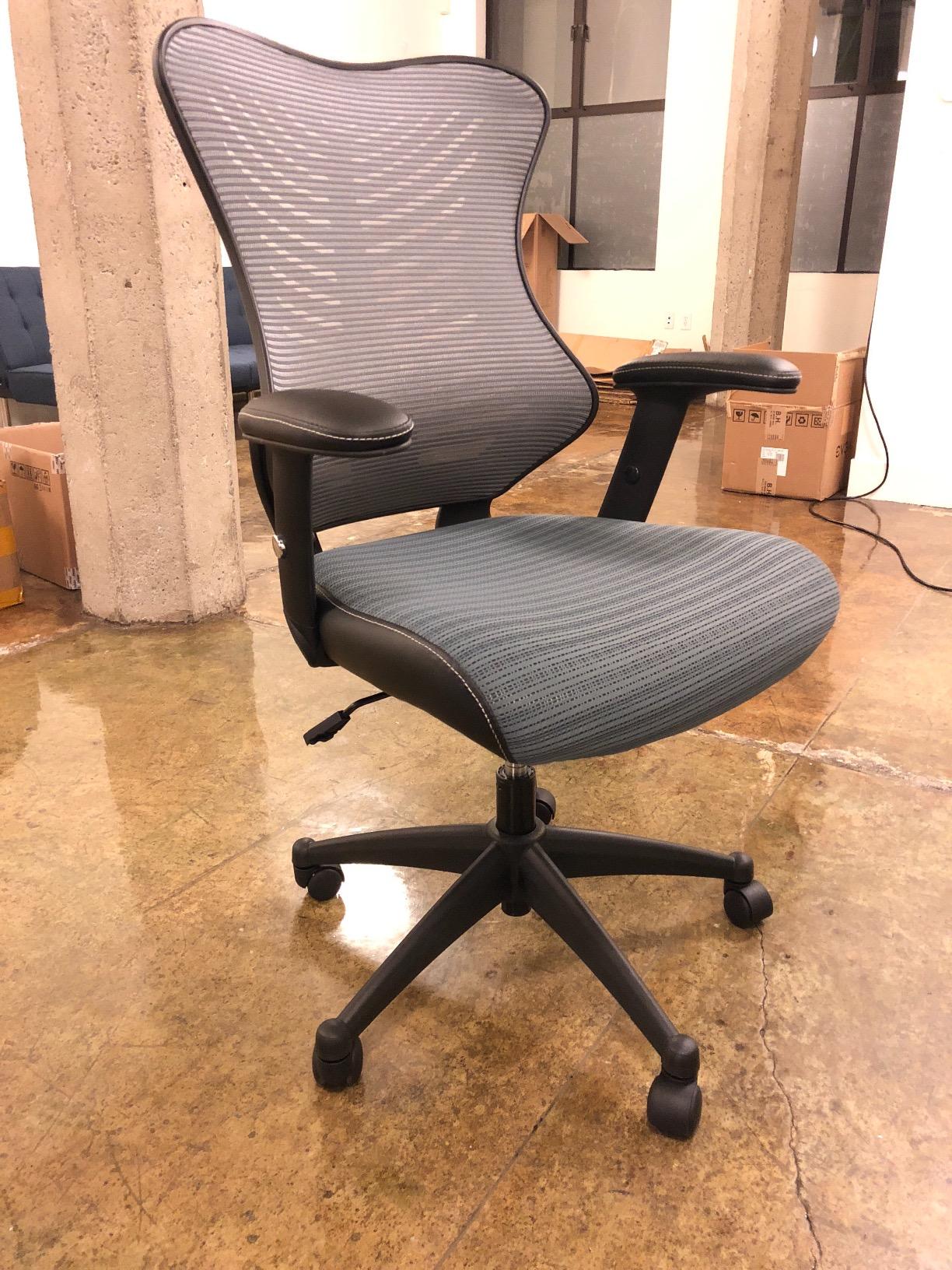 Flash Furniture Kale High Back Designer Black Mesh Executive Swivel Ergonomic Office Chair with LeatherSoft Seat and Adjustable Arms customer photo 1