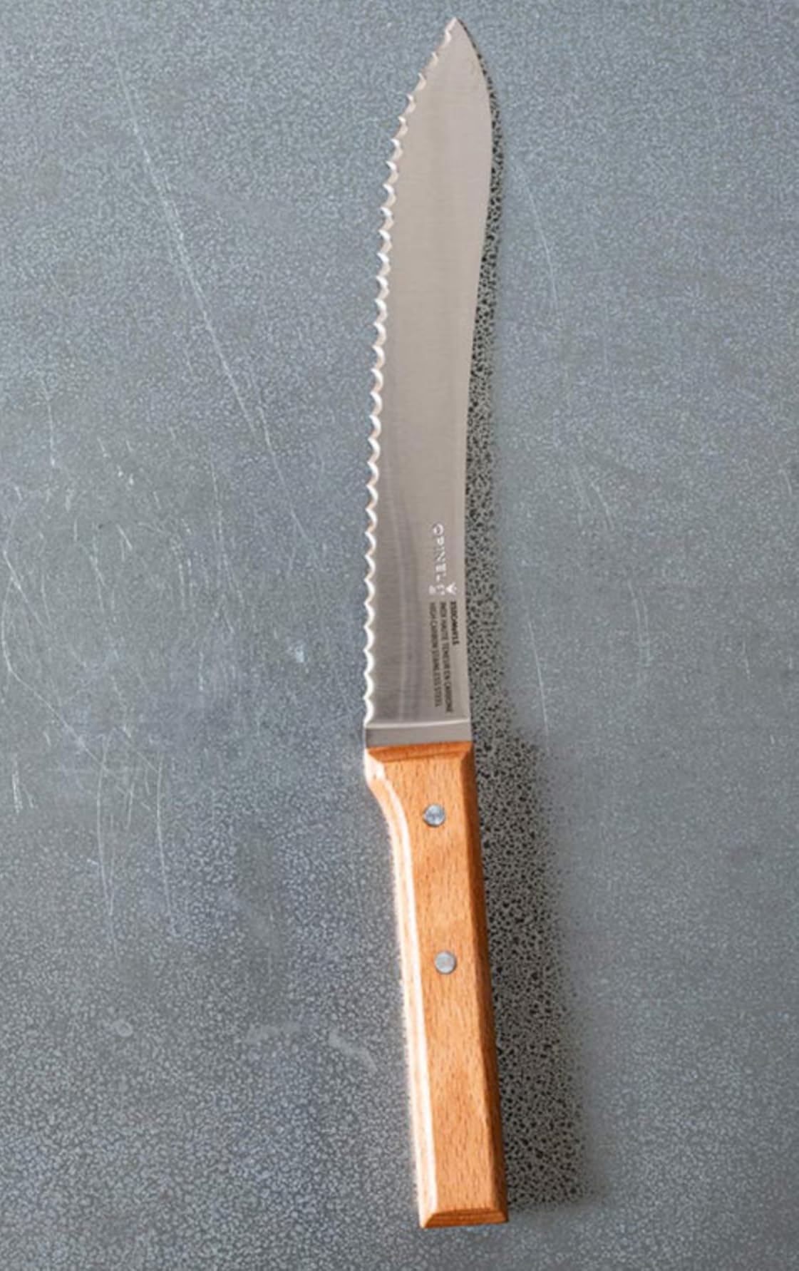 Opinel Parallele Bread Knife - Serrated, Curved Blade, High Carbon Stainless Steel, Made in France customer photo 2