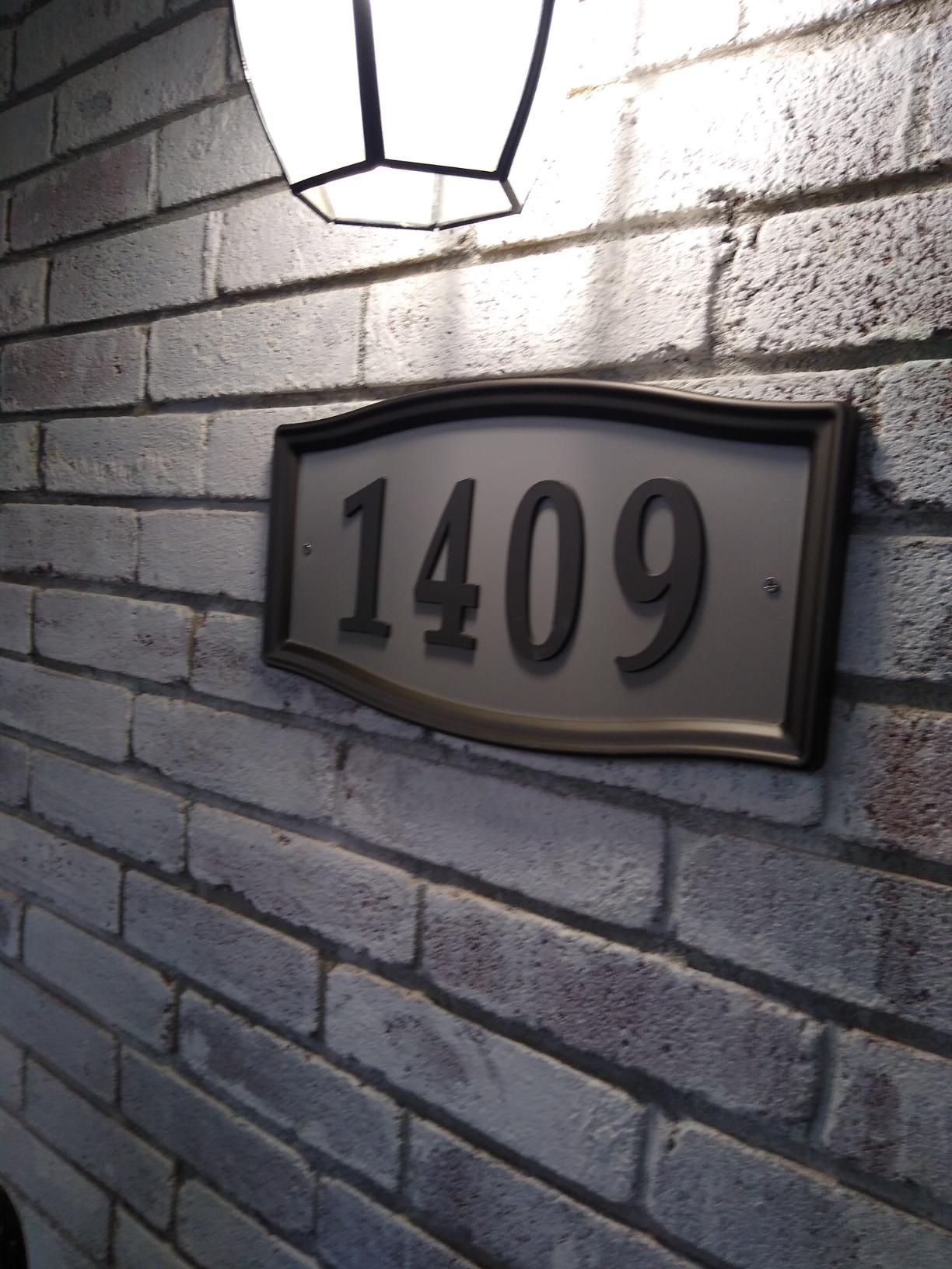 Whitehall Products Easy Street Address Sign Plaque, Bronze customer photo 1