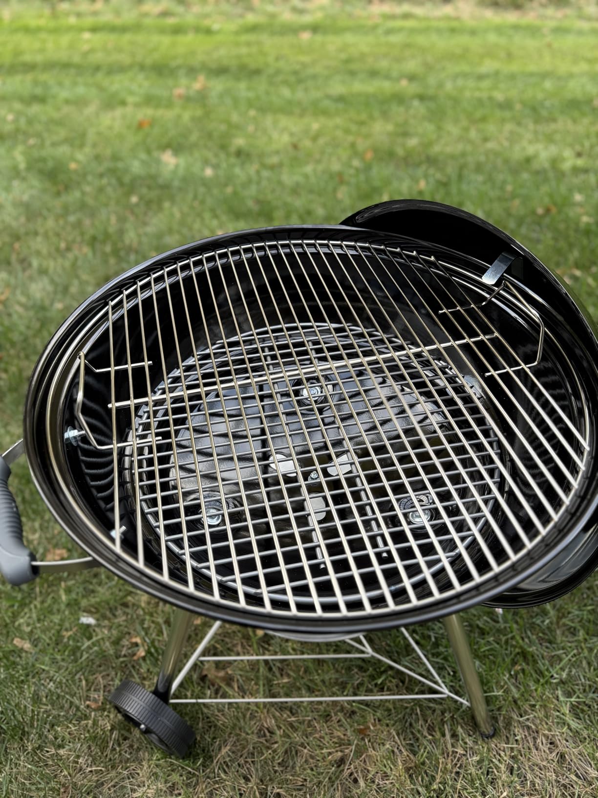 Weber Jumbo Joe Premium Compact Charcoal Grill, 22-Inch, Black | Compact Outdoor BBQ Grill with Durable Plated Steel Grates, Porcelain-Enameled Bowl & Precision Airflow Control customer photo 2
