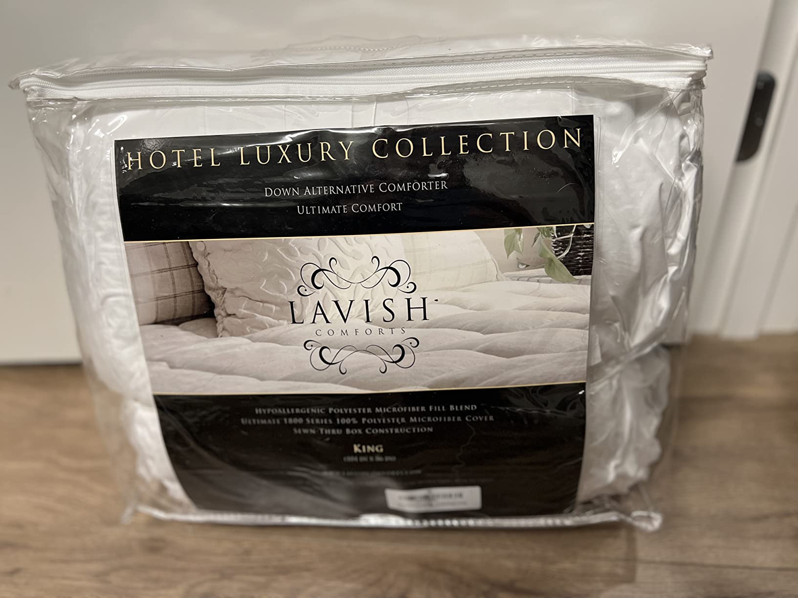 Down Alternative Comforter King Size - Fluffy Duvet Insert - Premium Plush All Season - Luxury Breathable Hotel Cooling Comforter - King, White, 104x86 inches customer photo 1