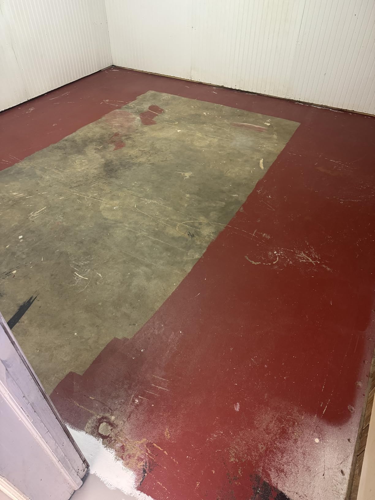 KILZ 1-Part Epoxy Acrylic Concrete & Garage Floor Paint, Slate Gray, Satin, Interior/Exterior Concrete Paint for Basement Floors, Porches, Driveways & Pool Decks, 1 Gallon customer photo 1