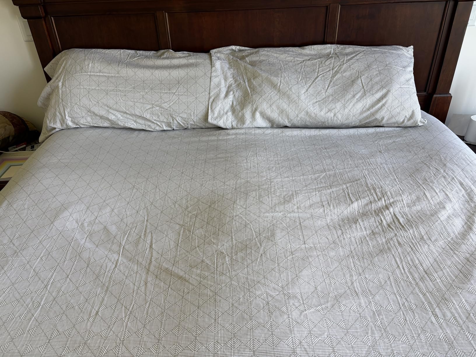 California Design Den Soft 100% Cotton Queen Sheet Set, 400 Thread Count Good Housekeeping Award Winner, Silky Smooth Sateen Weave with Deep Pockets, Breathable and Durable Cotton Bedding Set - White customer photo 2