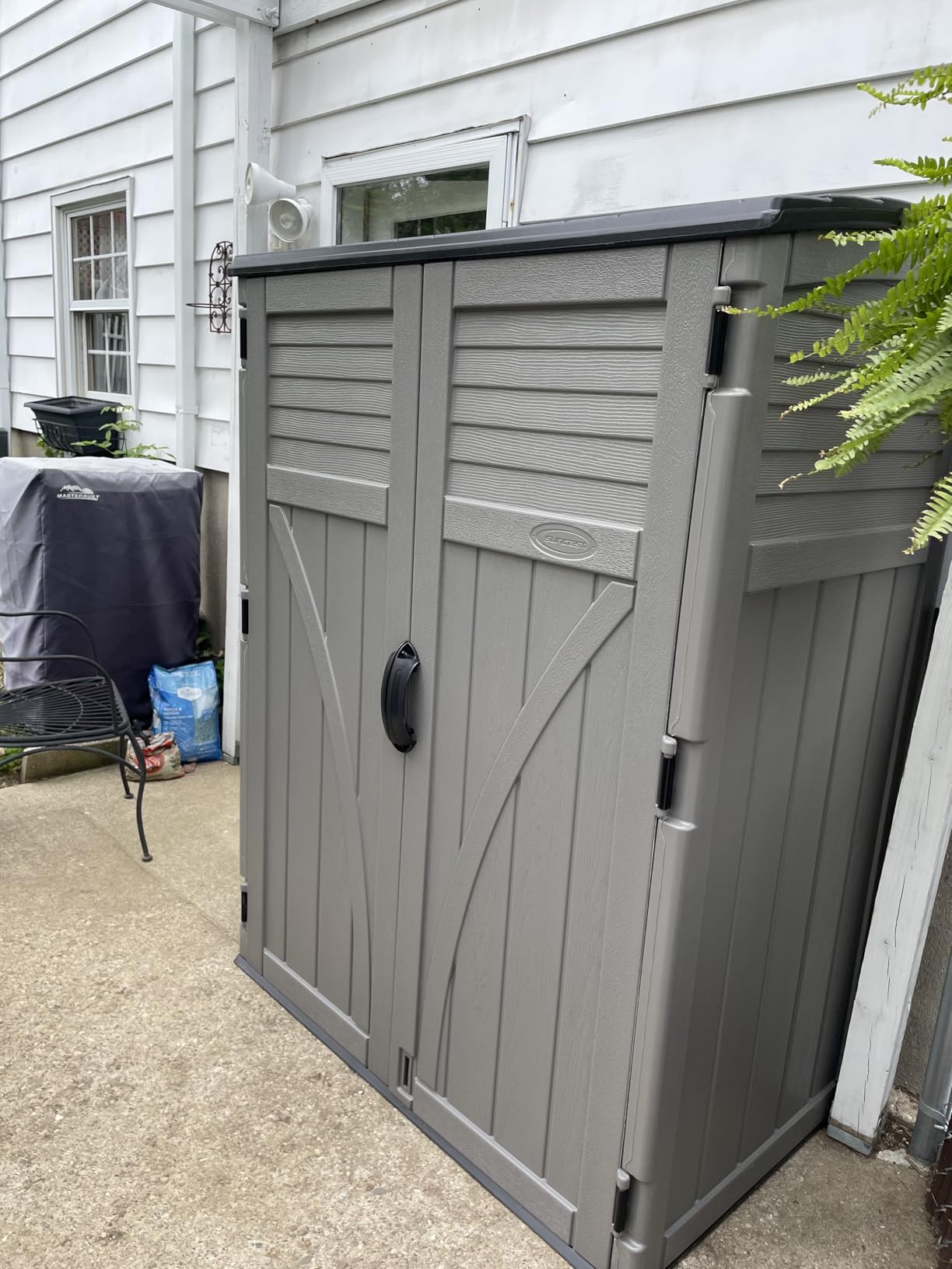 Suncast Outdoor Storage Cabinet Waterproof Resin Vertical Outdoor Storage Shed (54 cu. ft.) for Patio, Garden Tools, Cushions, & Equipment. Weatherproof Plastic Multi-Wall Design, Capacity Made in USA customer photo 2