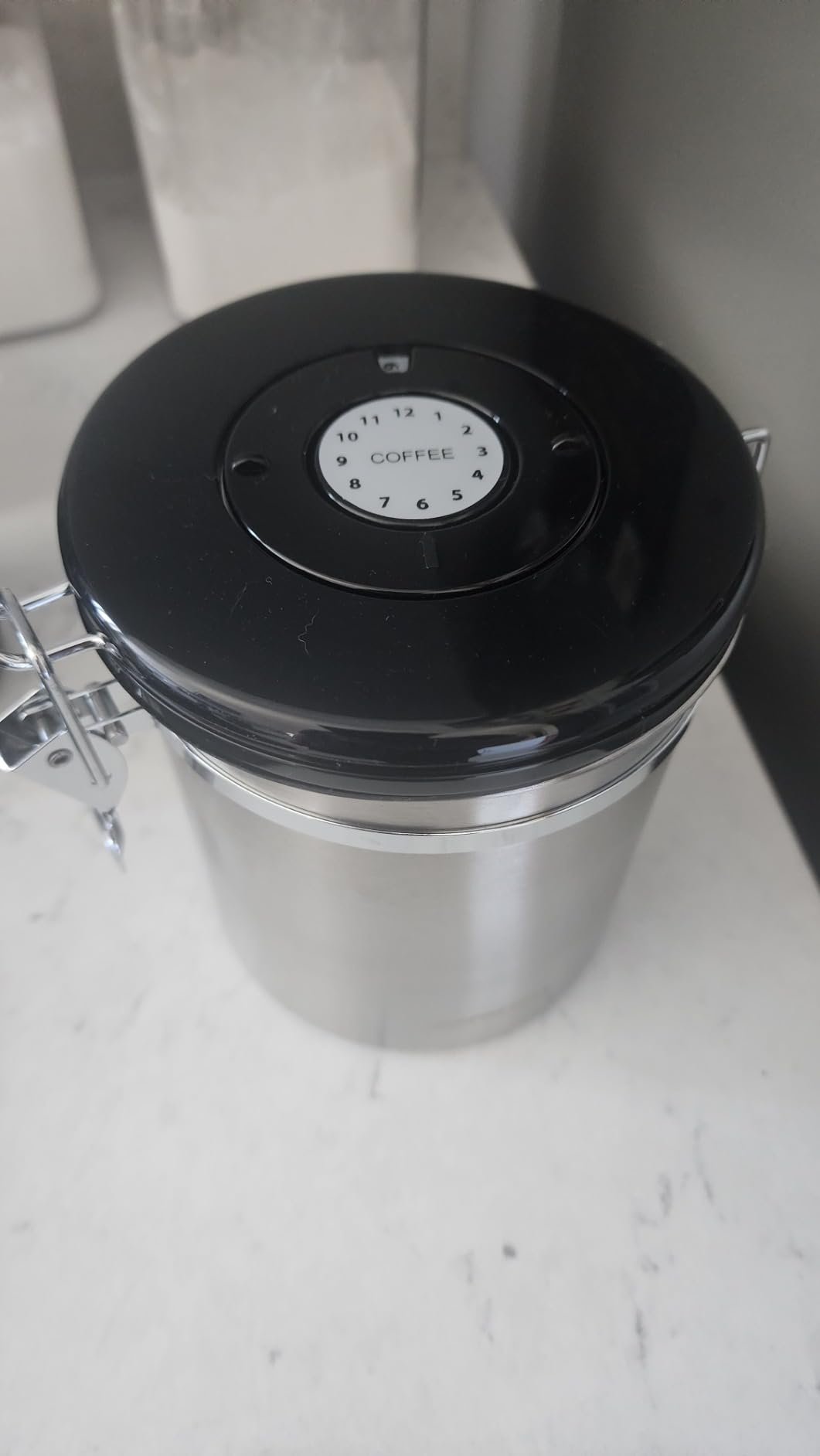 Mixpresso 16 Oz Stainless Steel Coffee Canister with Scoop - Airtight Coffee Container with CO2 Valve for Bean Storage, Date Tracker Lid customer photo 1