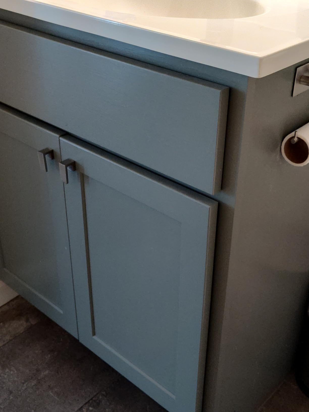 Nuvo Oxford Blue Cabinet Makeover Kit - Easy DIY 7-Piece Set, Regal Navy, Long-Lasting Finish customer photo 1