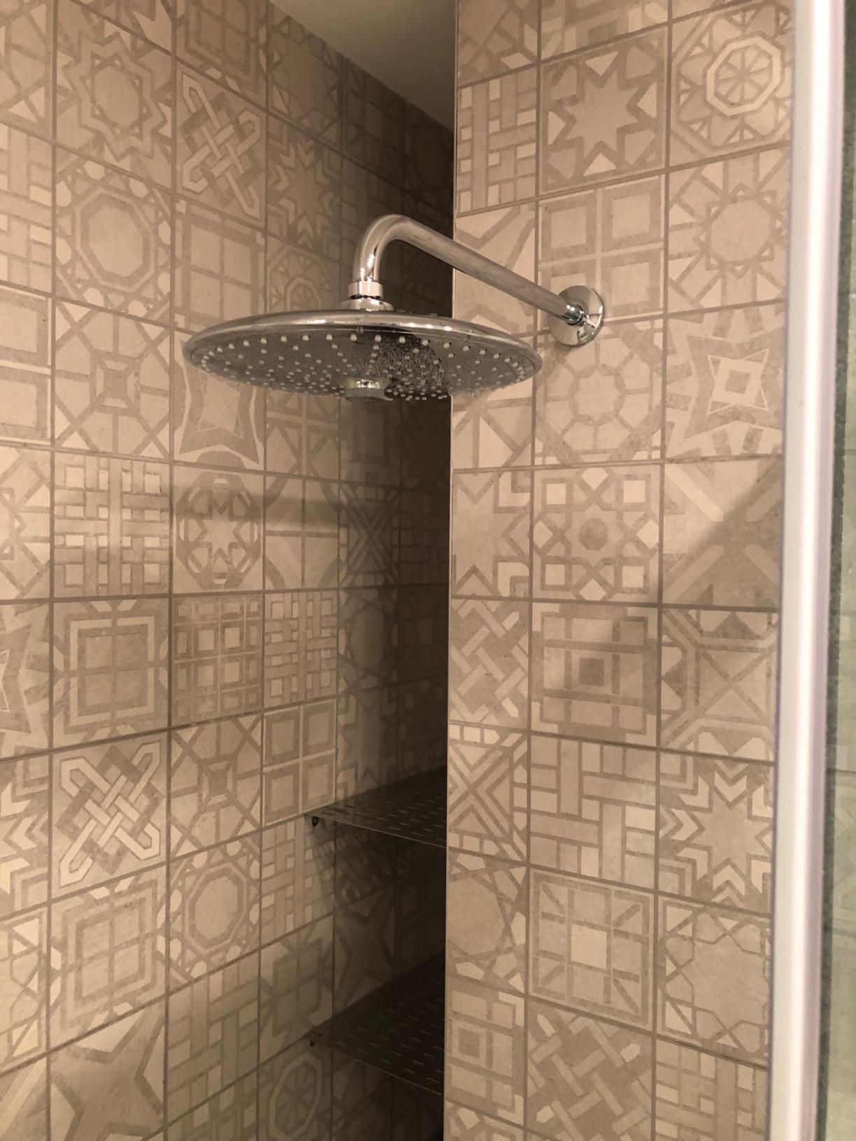 GROHE 26457000 Euphoria 260 Shower Head with 3 Spray Patterns, 2.5 gpm, StarLight Chrome, 10 Inches customer photo 2
