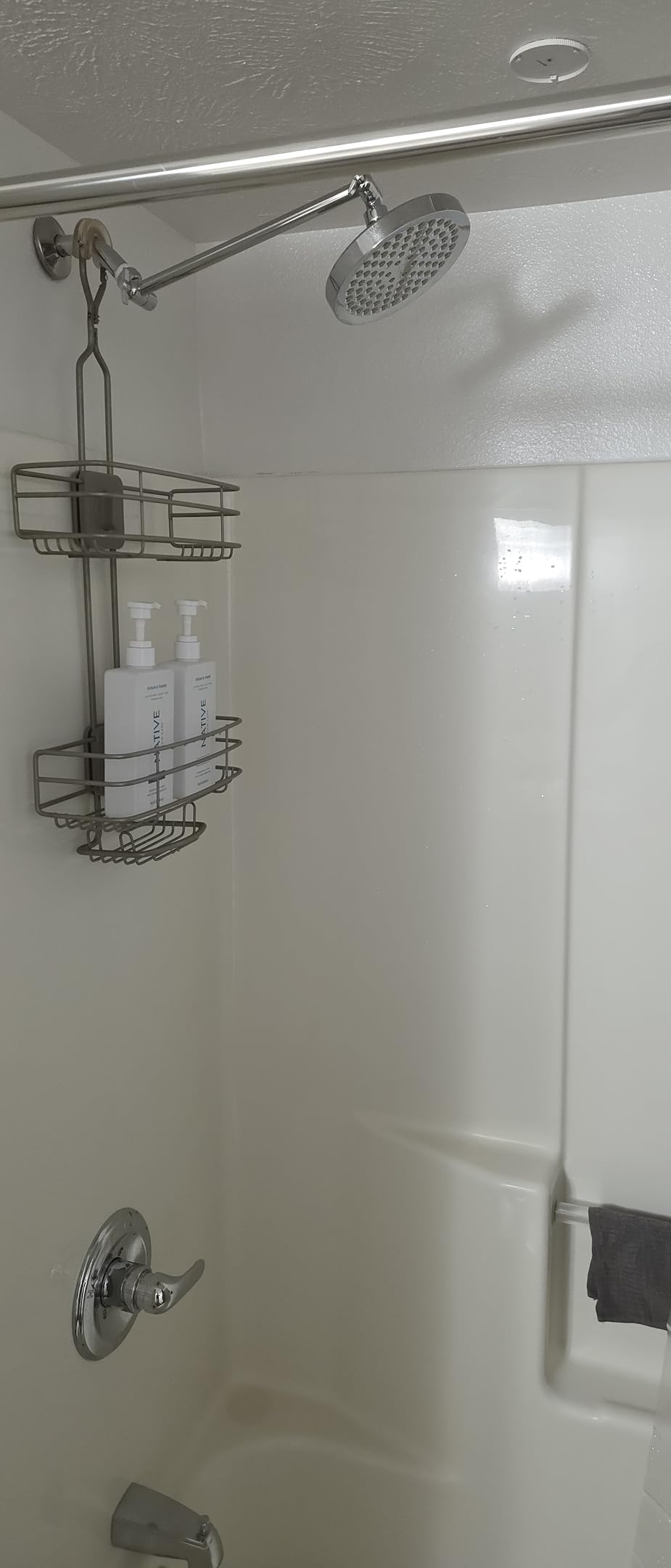 SparkPod Shower Head - High Pressure Rain - Premium Quality Luxury Design - Easy Clean Adjustable Replacement (Luxury Polished Chrome, 6 Inch Round) customer photo 1