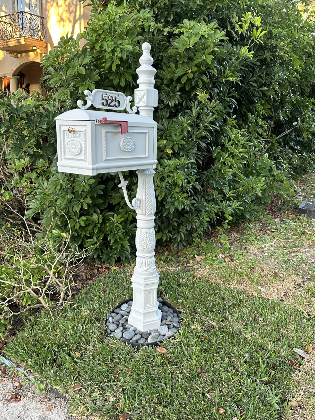 Polar Aurora Barcelona Decorative Post Mailbox Combination Stratford Heavy Duty Postal Mail Box Cast Aluminum (Black) customer photo 1
