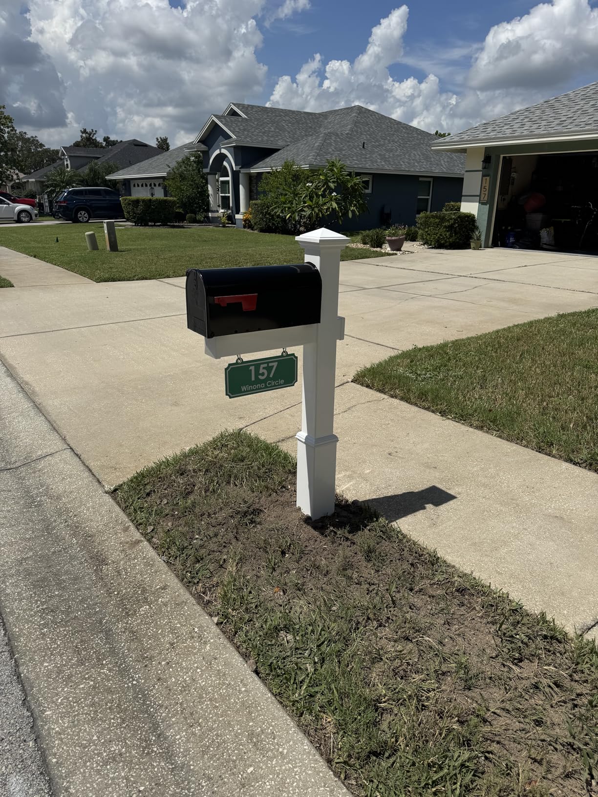 4Ever Products Vinyl Mailbox Post System - Includes Black Steel Mailbox and Custom Address Plate (White) customer photo 1