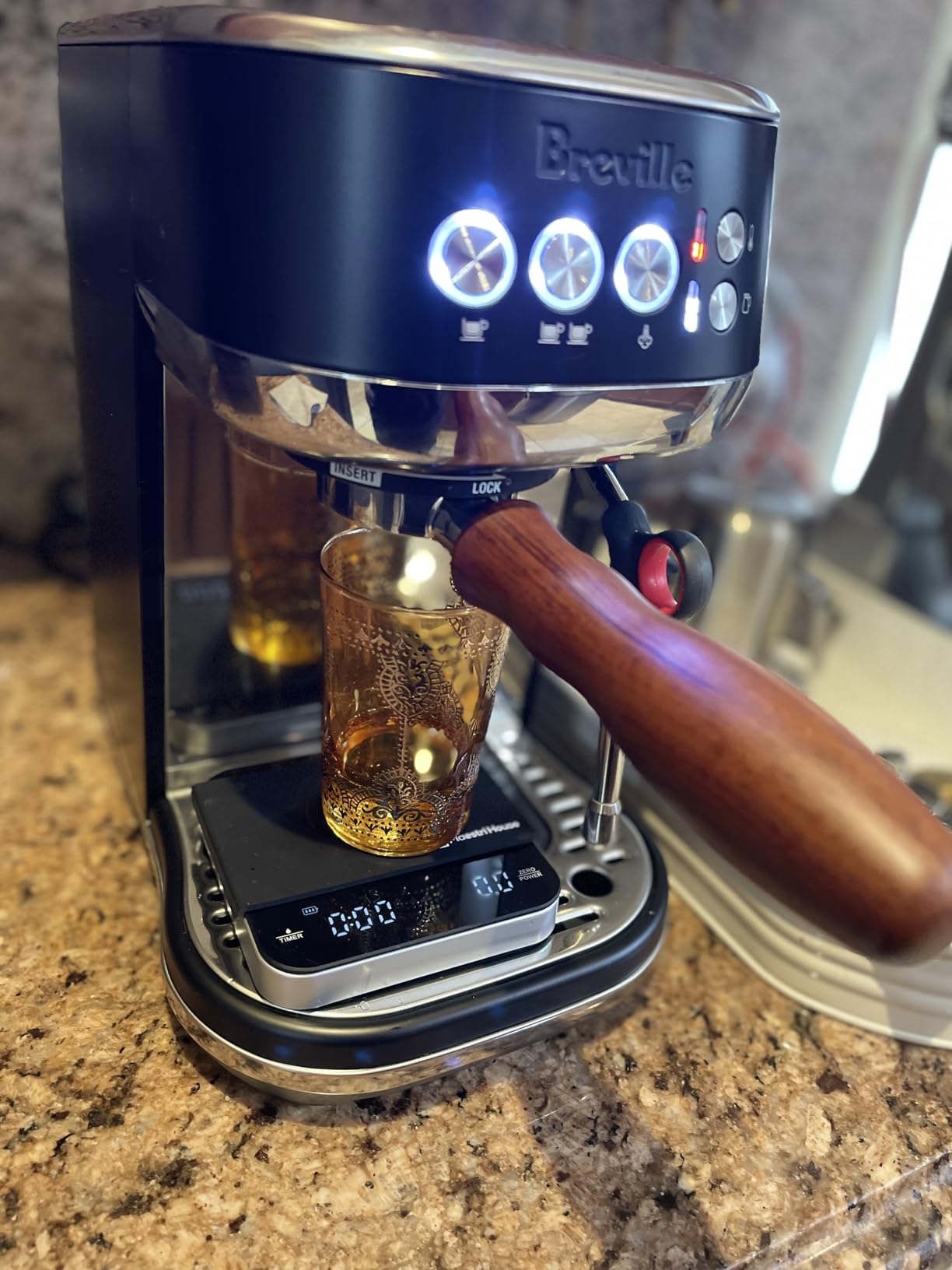 Bambino Plus Espresso Machine BES500BSS, Brushed Stainless Steel customer photo 1