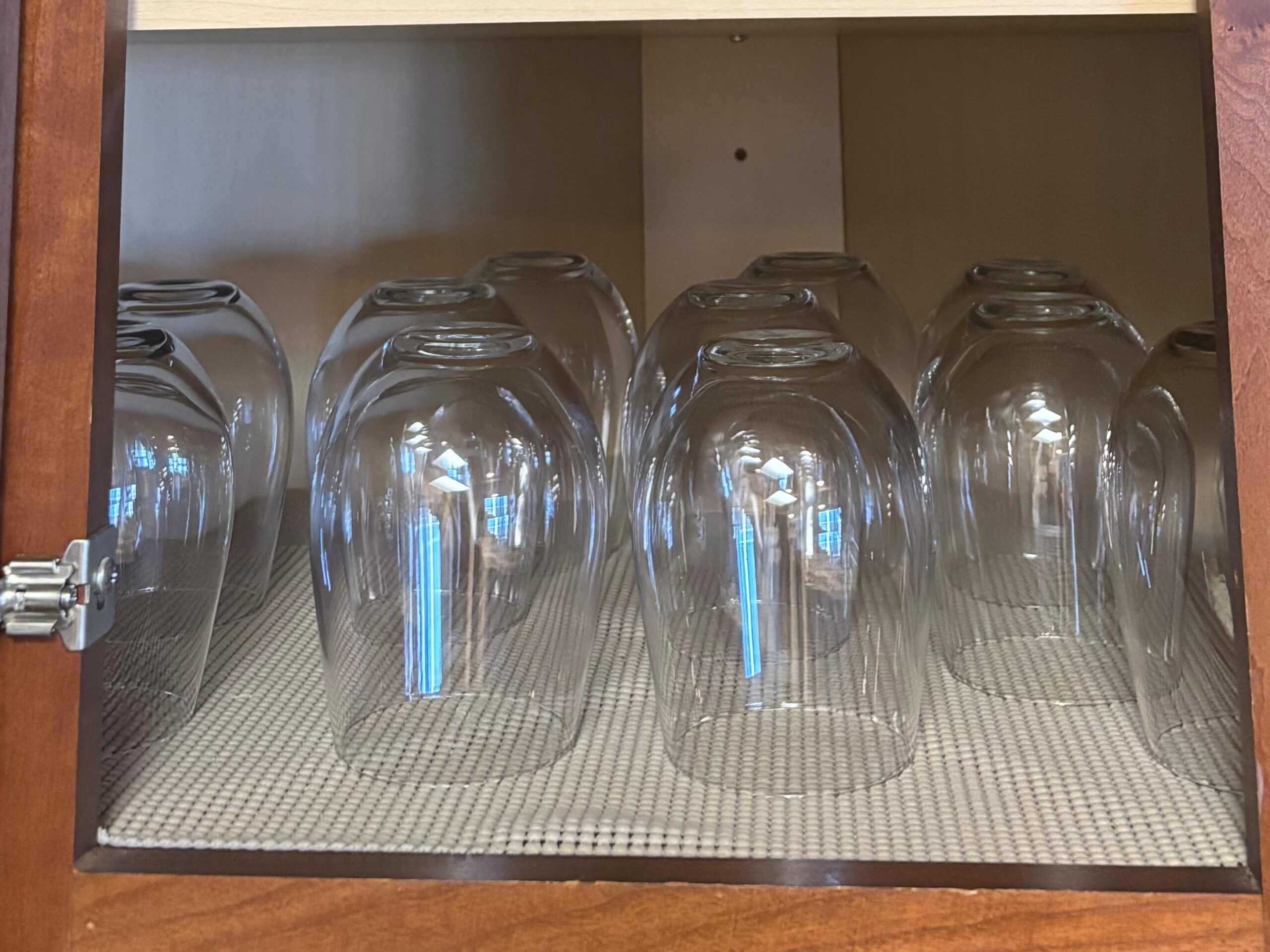 Stemless Wine Glass, Red & White 18oz Stemless Wine Glass Set of 6, Drink Glasses with Durable Chip Resistant Rim, Large Wine Glasses for Enhanced Aeration, Wine Accessories for Parties (18oz -6Pack) customer photo 1