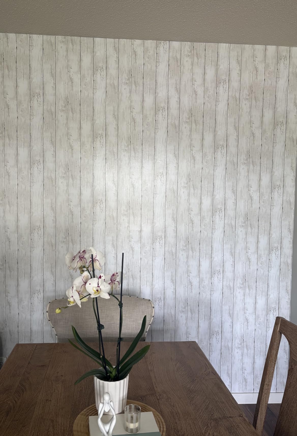 CiCiwind Peel and Stick Wallpaper Wood Contact Paper White Shiplap Wall Paper Peel and Stick Modern Rustic Wood Removable Waterproof Self Adhesive Wallpapers for Cabinets Bedroom Bathroom 78.7