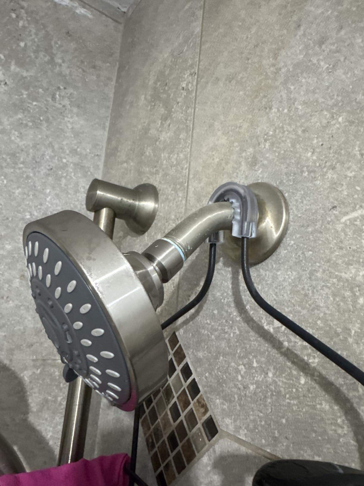 Aisoso Shower Head High Pressure Rain Fixed Showerhead 5-Setting with Adjustable Metal Swivel Ball Joint customer photo 2
