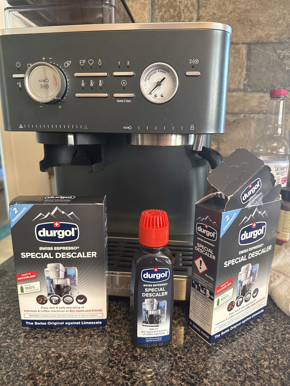 Durgol Swiss Espresso, Descaler and Decalcifier for All Brands of Espresso Machines and Coffee Makers, 4.2 Fluid Ounces (Pack of 4) customer photo 2