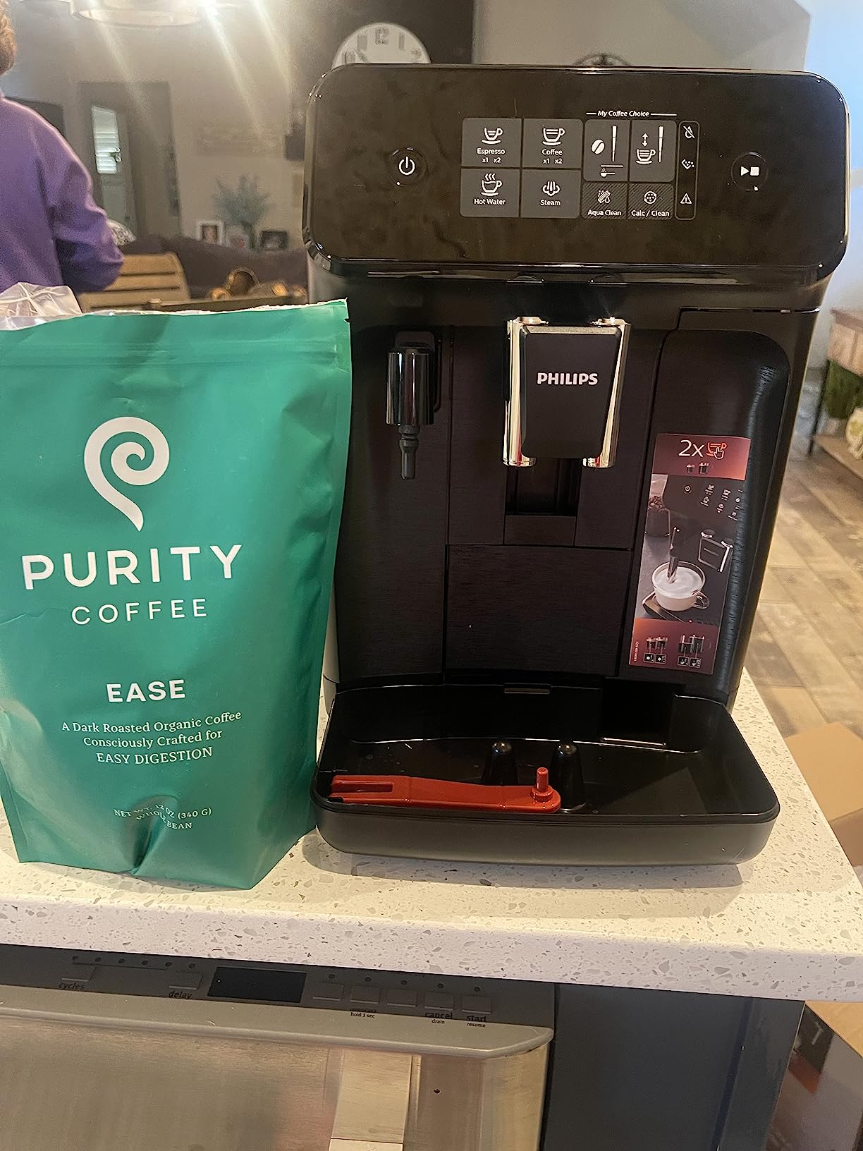 Philips 1200 Series Fully Automatic Espresso Machine, Classic Milk Frother, 2 Coffee Varieties, Intuitive Touch Display, 100% Ceramic Grinder customer photo 2