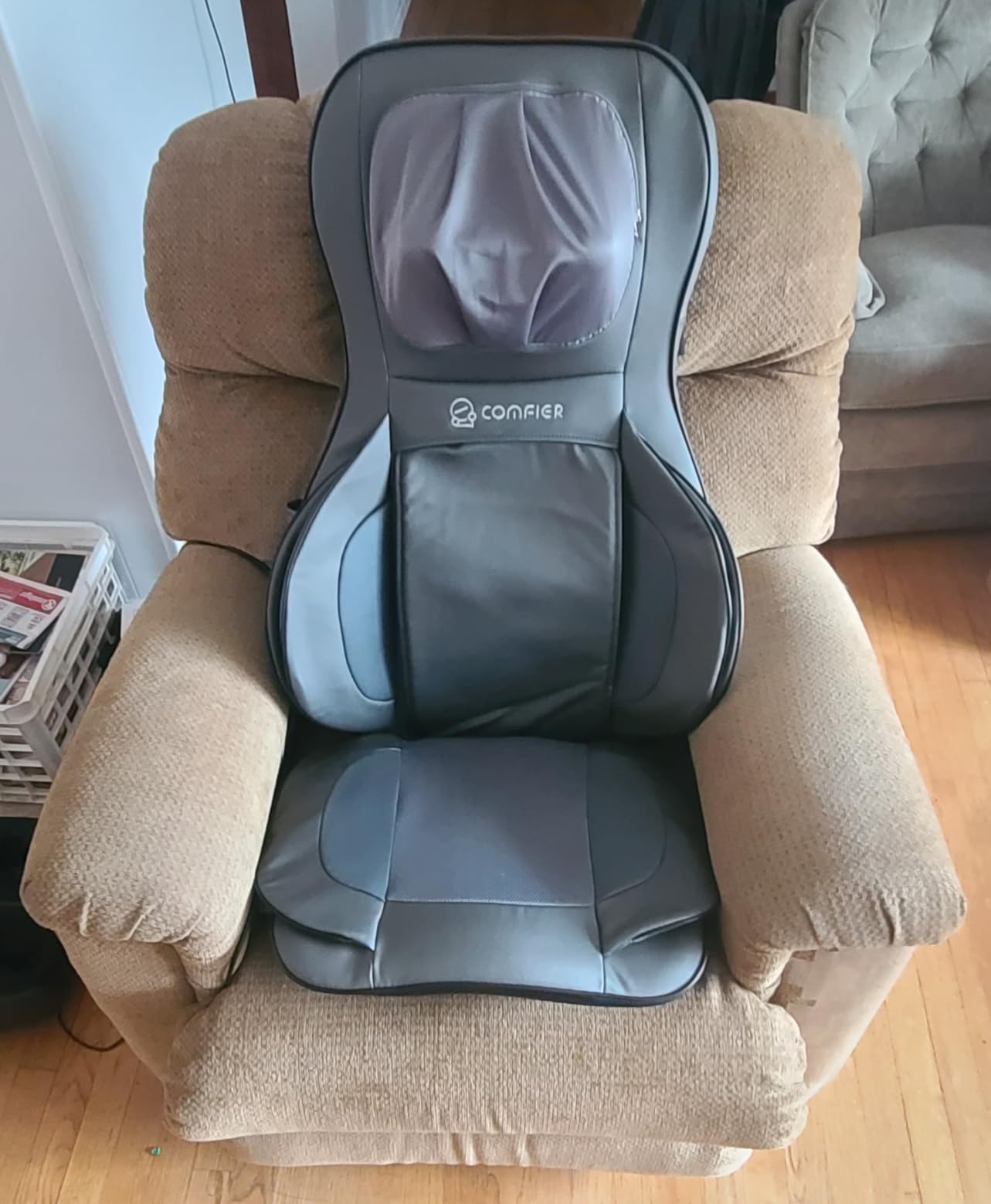 COMFIER Massager Chair with Heat, Shiatsu Neck Back Massager Portable with Compression & Rolling, Massage Chair Pad for Neck & Back for Muscle Tension Relief customer photo 2